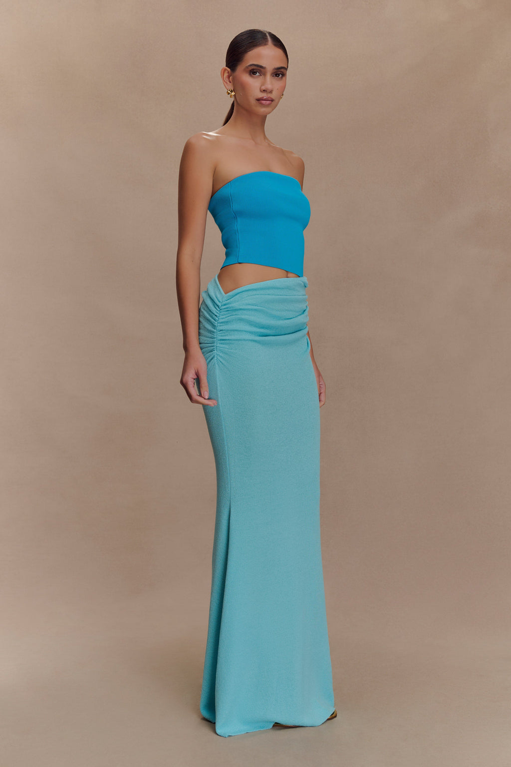 Jasiel Strapless Knit Maxi Dress in Black – Chic&Drifts