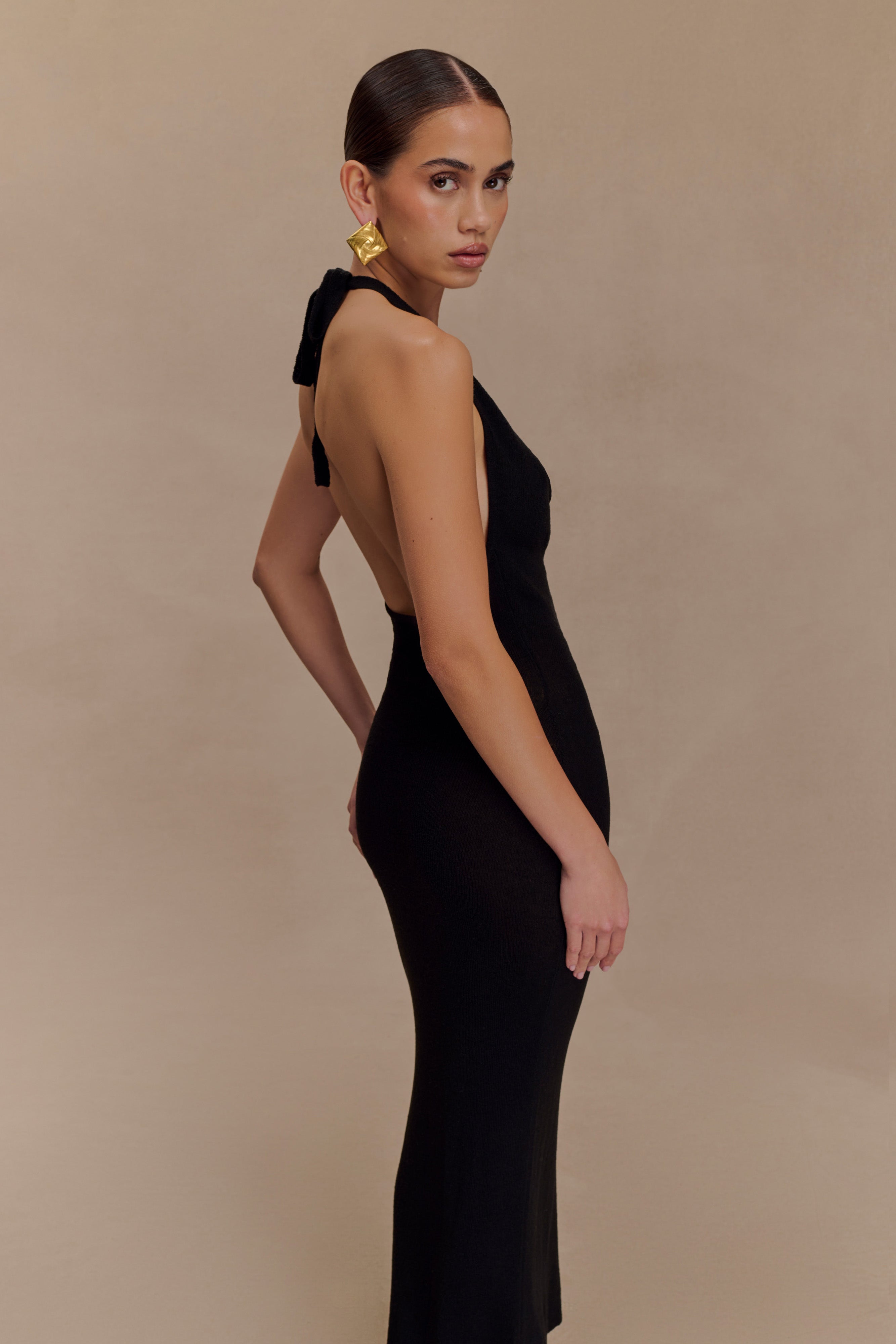 Ayella Cowl Knit Maxi Dress in Black – Chic&Drifts