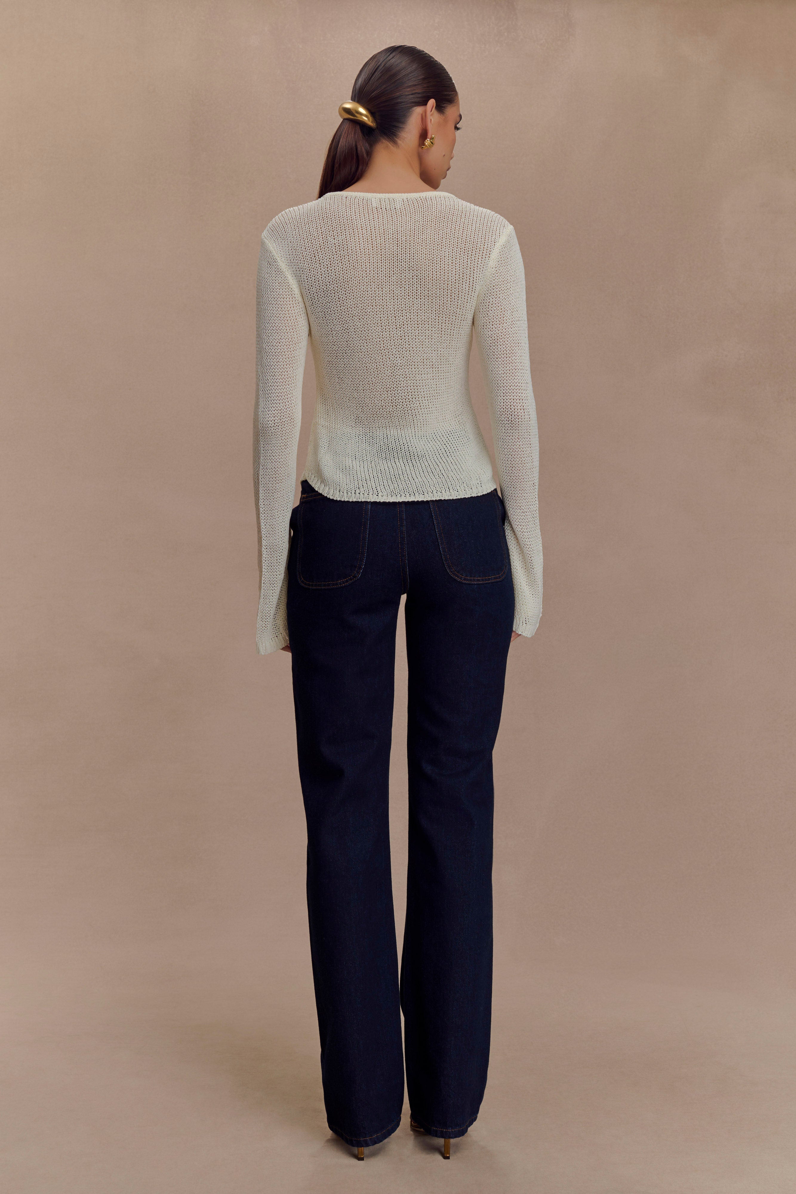 Isabella Long Sleeve Knit Top in White – Chic&Drifts