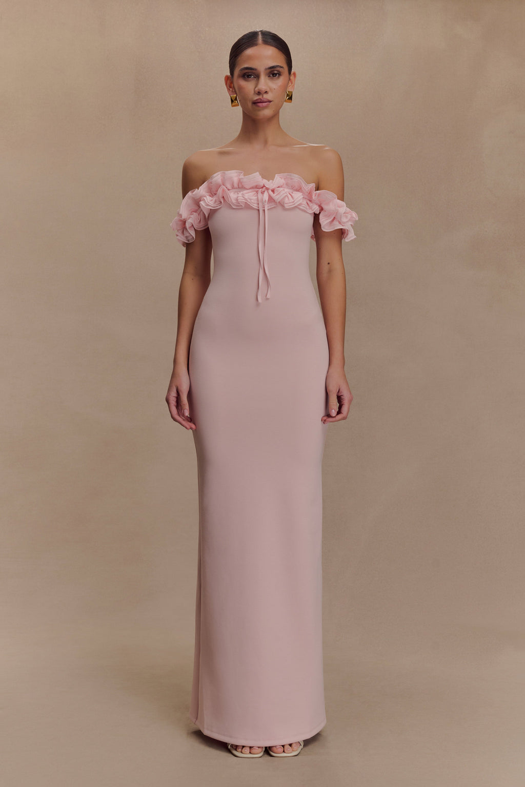 Nova Ruffle Off Shoulder Maxi Dress in Ballet Pink – Chic&Drifts