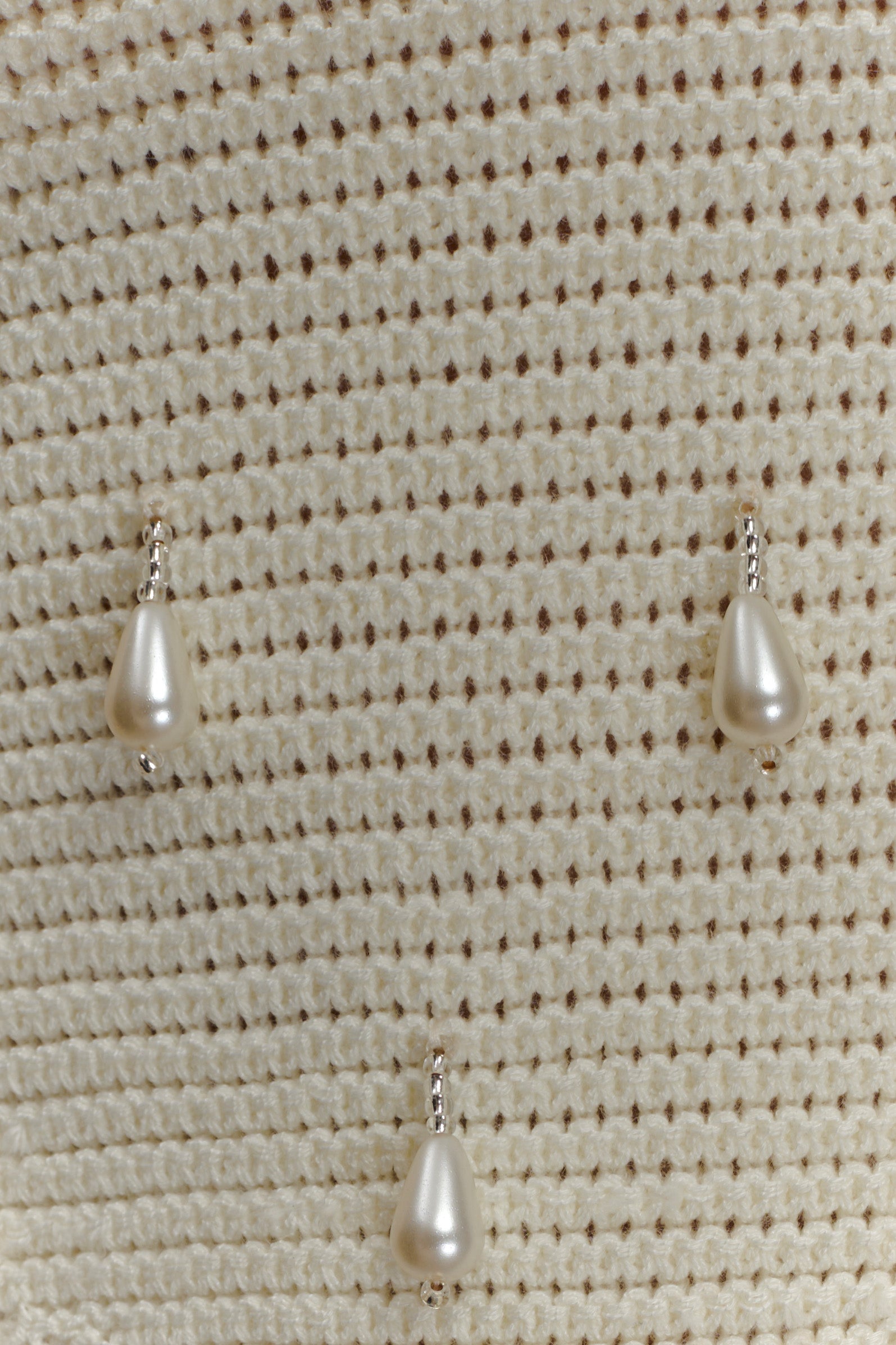 Aletta Knit Pearl Halter Top in Ivory – Chic&Drifts