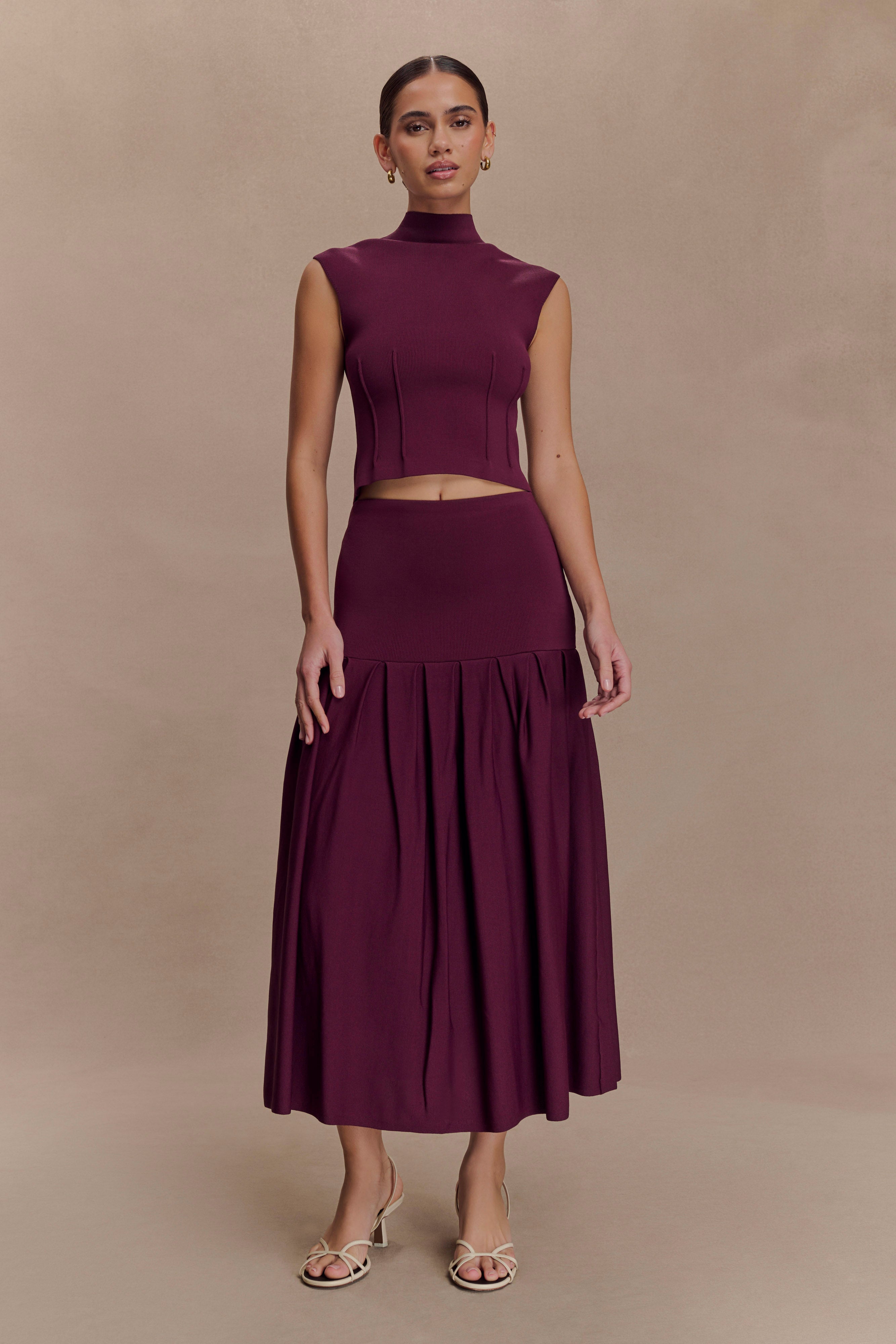 Romaine Bandage Knit Midi Skirt in Wine – Chic&Drifts
