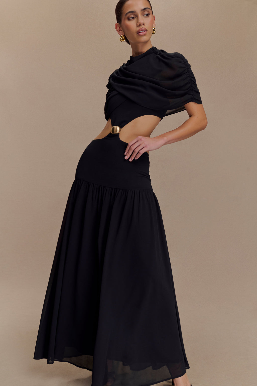 Georgina Chiffon Midi Dress in Black – Chic&Drifts