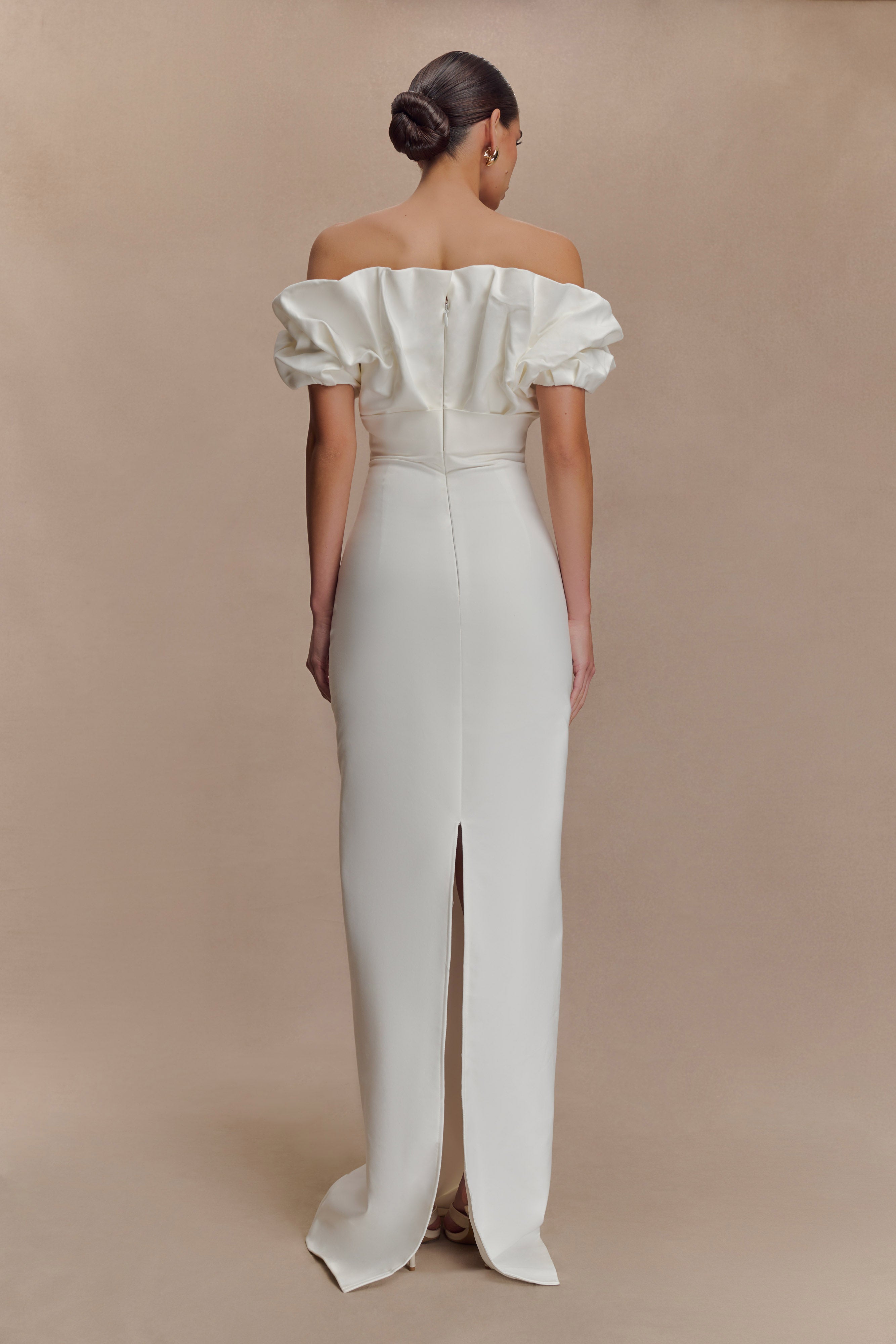 Sariya Sculptural Maxi Dress