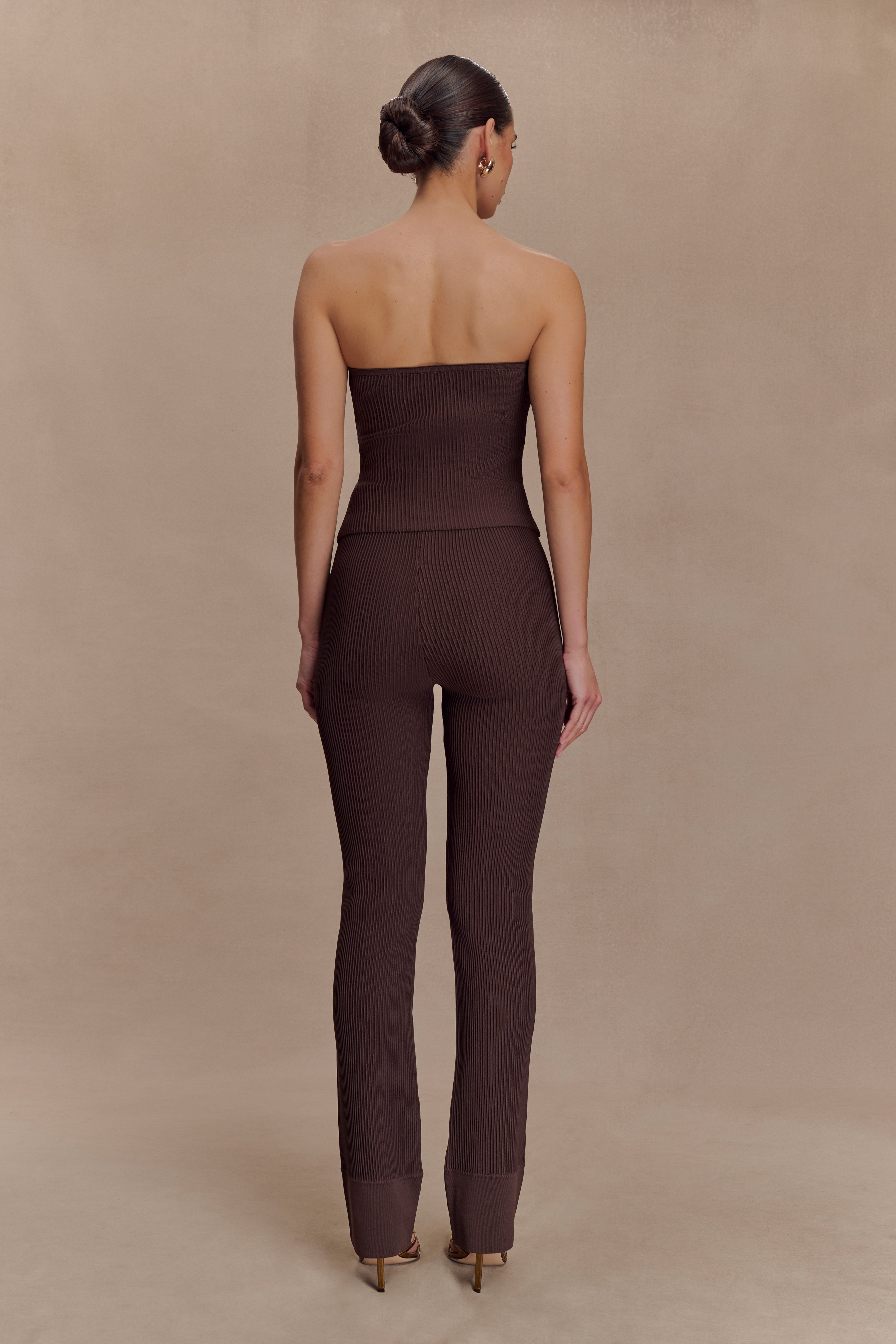 Elodie Strapless Cupped Knit Top in Chocolate – Chic&Drifts