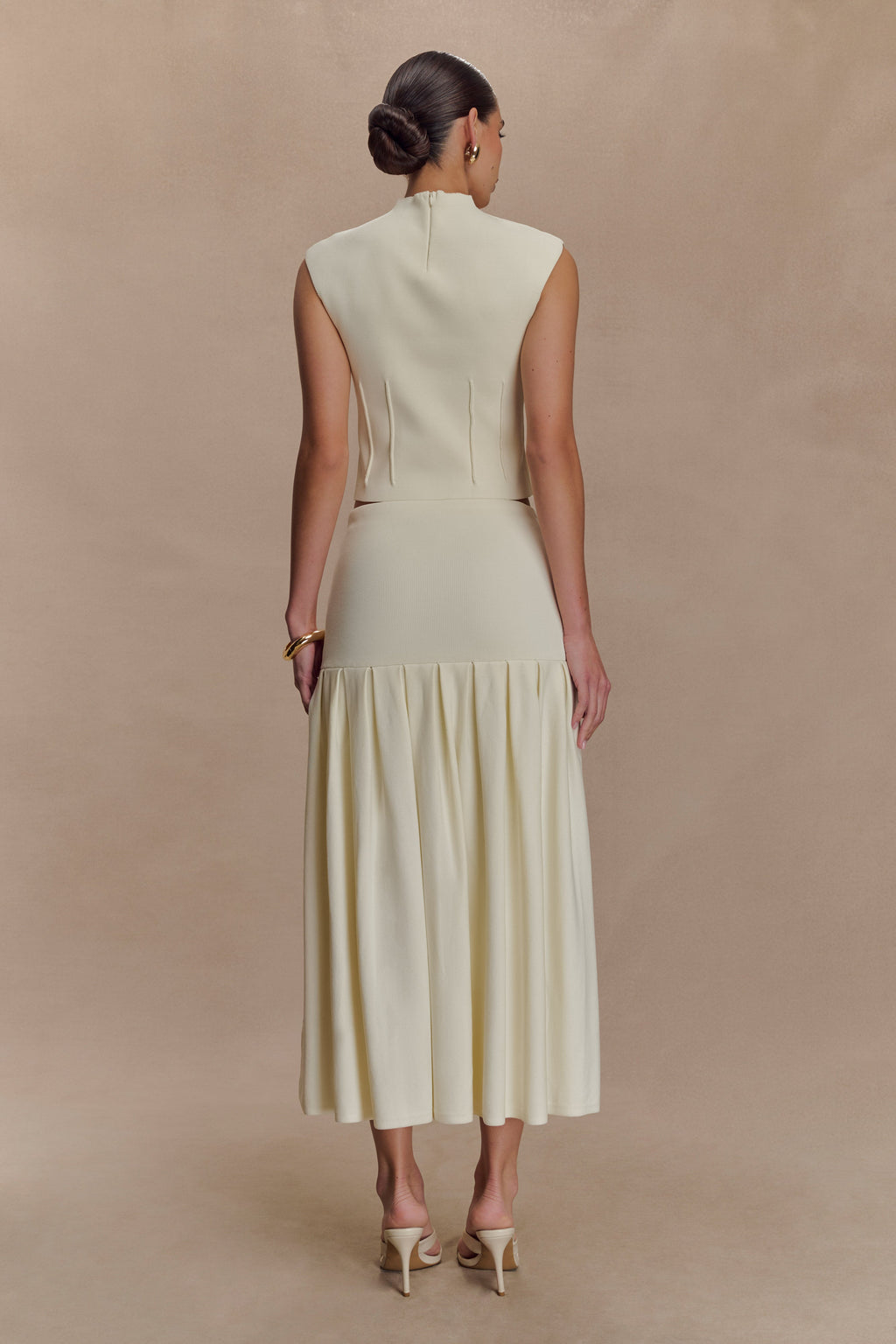 Romaine High Neck Bandage Knit Top in Ivory – Chic&Drifts