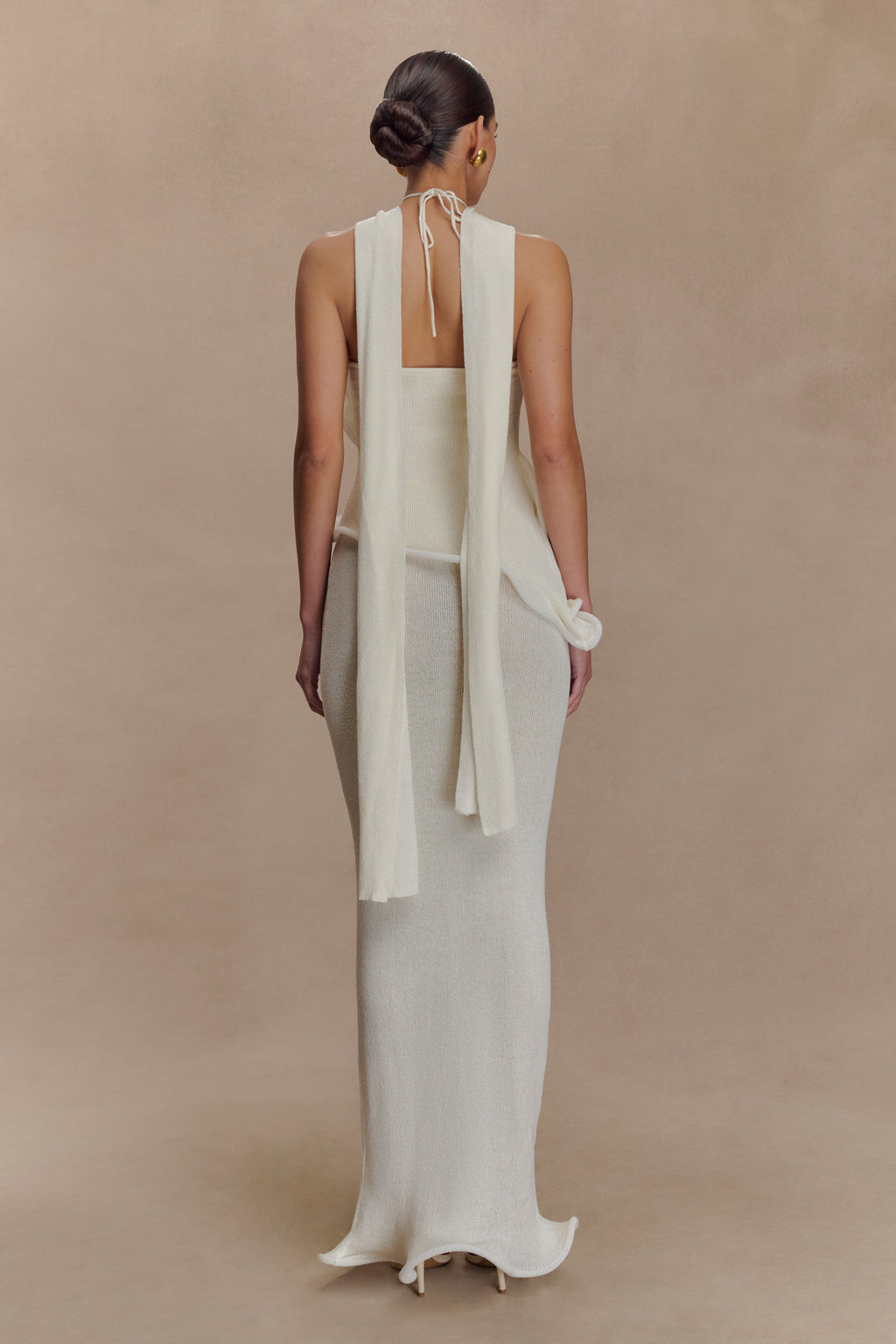 Caprice Halter Knit Maxi Dress in White – Chic&Drifts