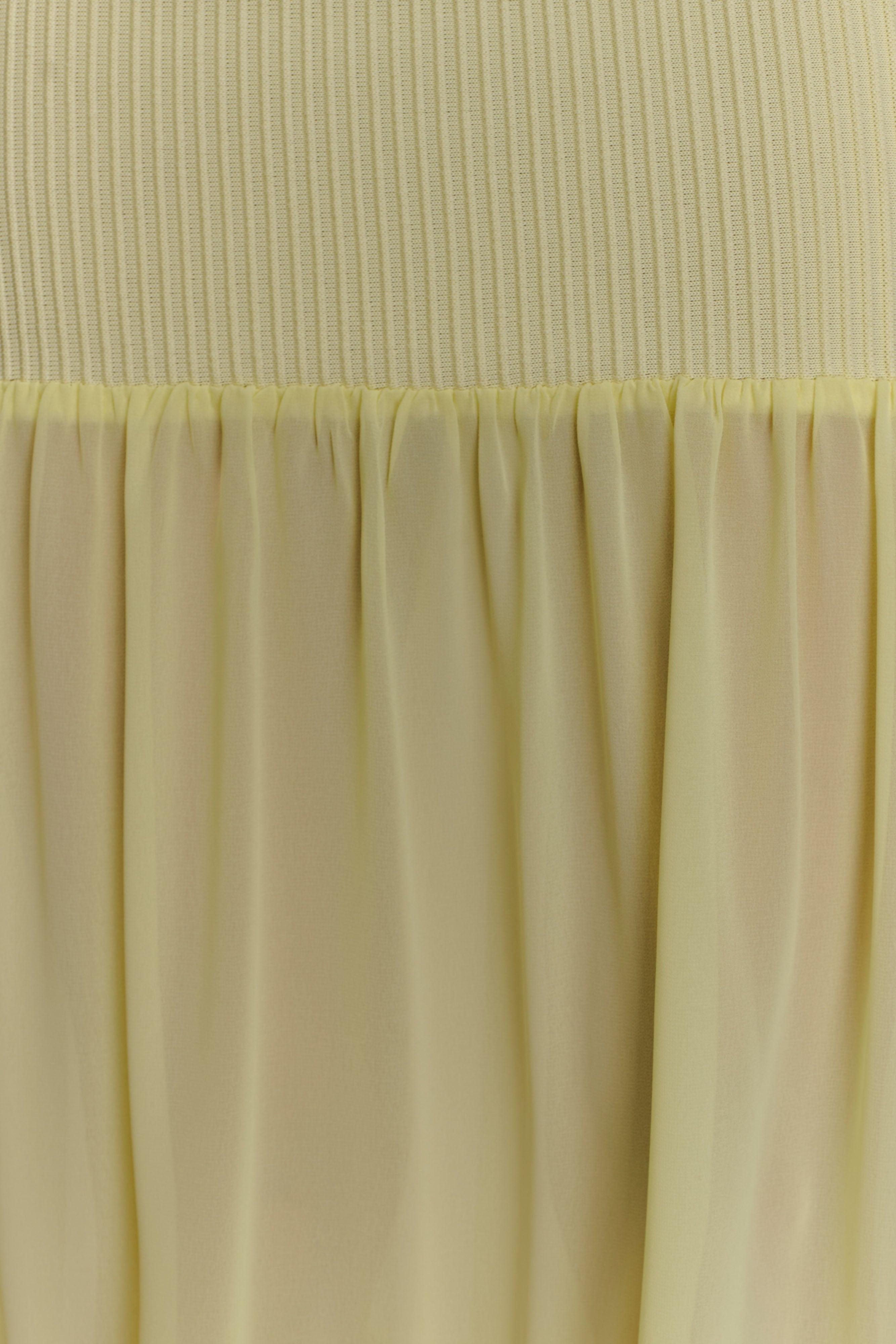 Haille Knit Chiffon Maxi Dress in Lemon – Chic&Drifts