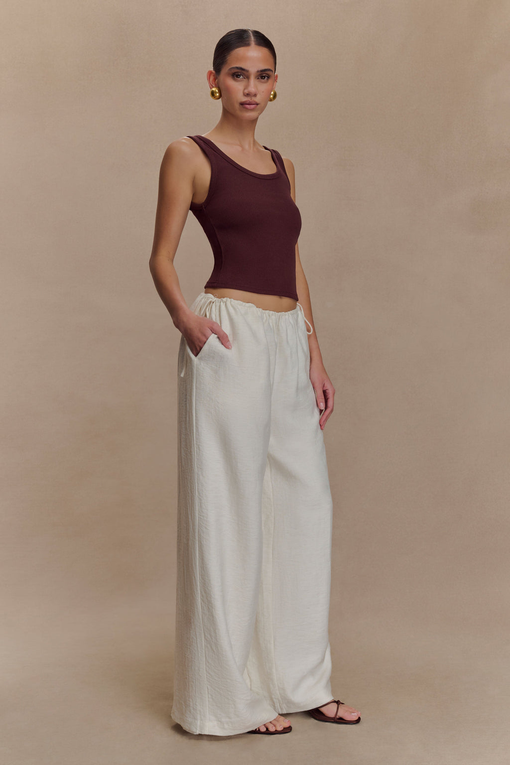 Callum Drawstring Straight Leg Pants in White – Chic&Drifts
