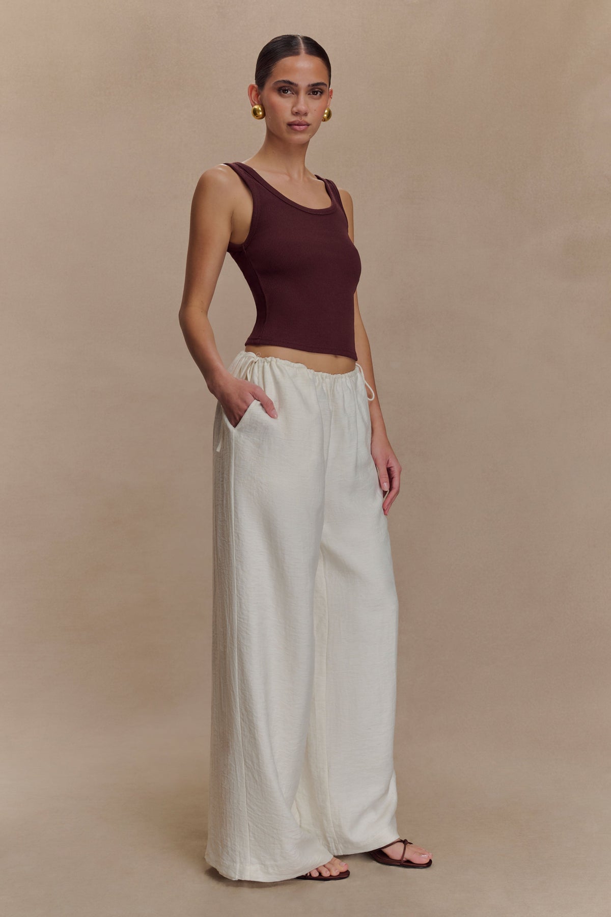Callum Drawstring Straight Leg Pants in White – Chic&Drifts
