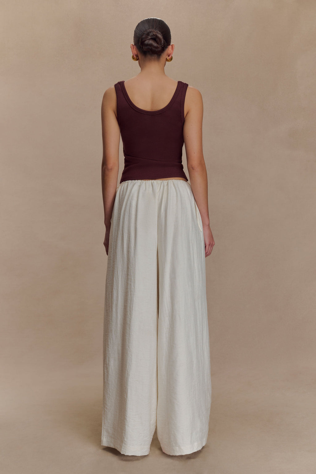 Callum Drawstring Straight Leg Pants in White – Chic&Drifts