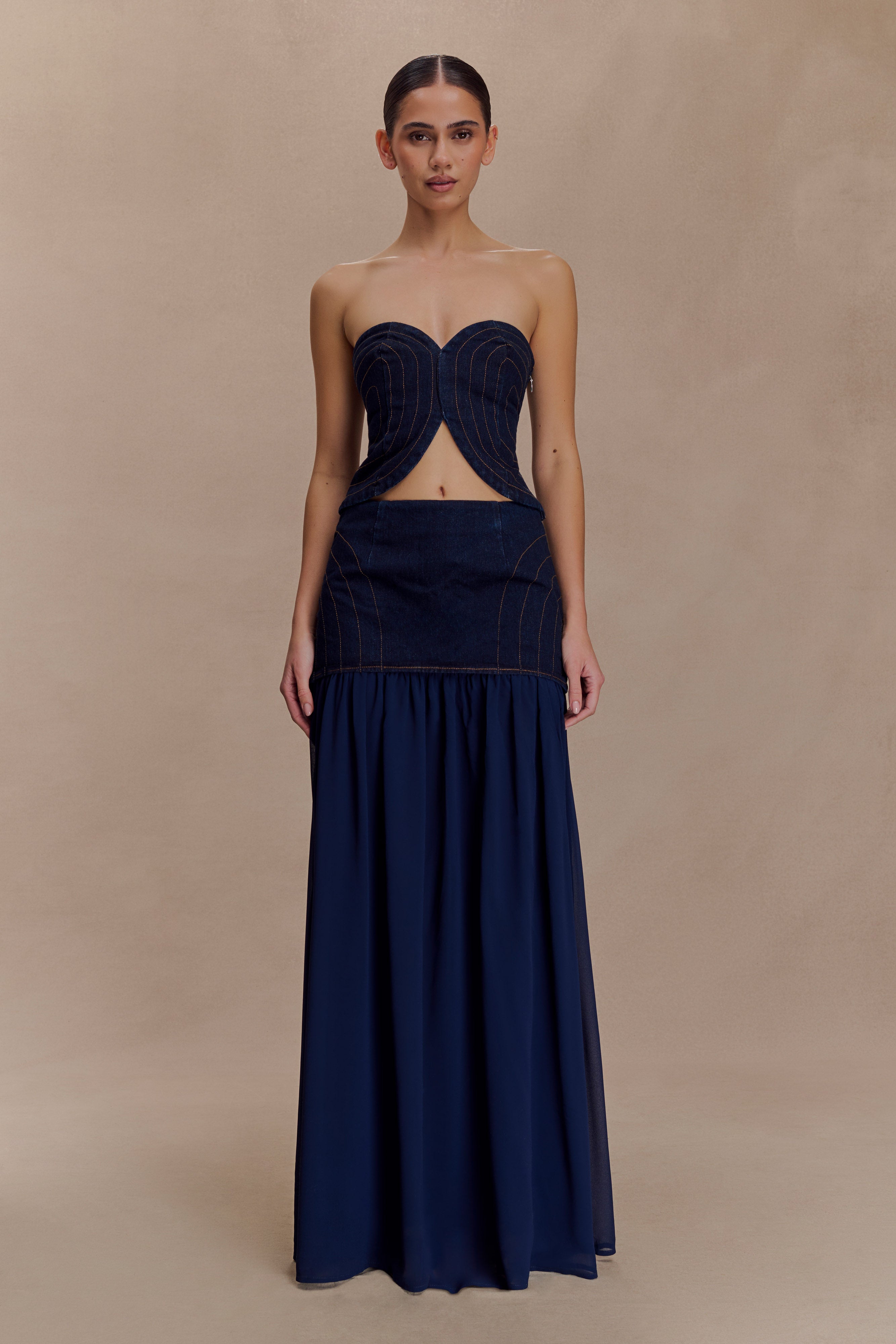 Tully Strapless Topstitch Denim Top in Indigo Blue – Chic&Drifts