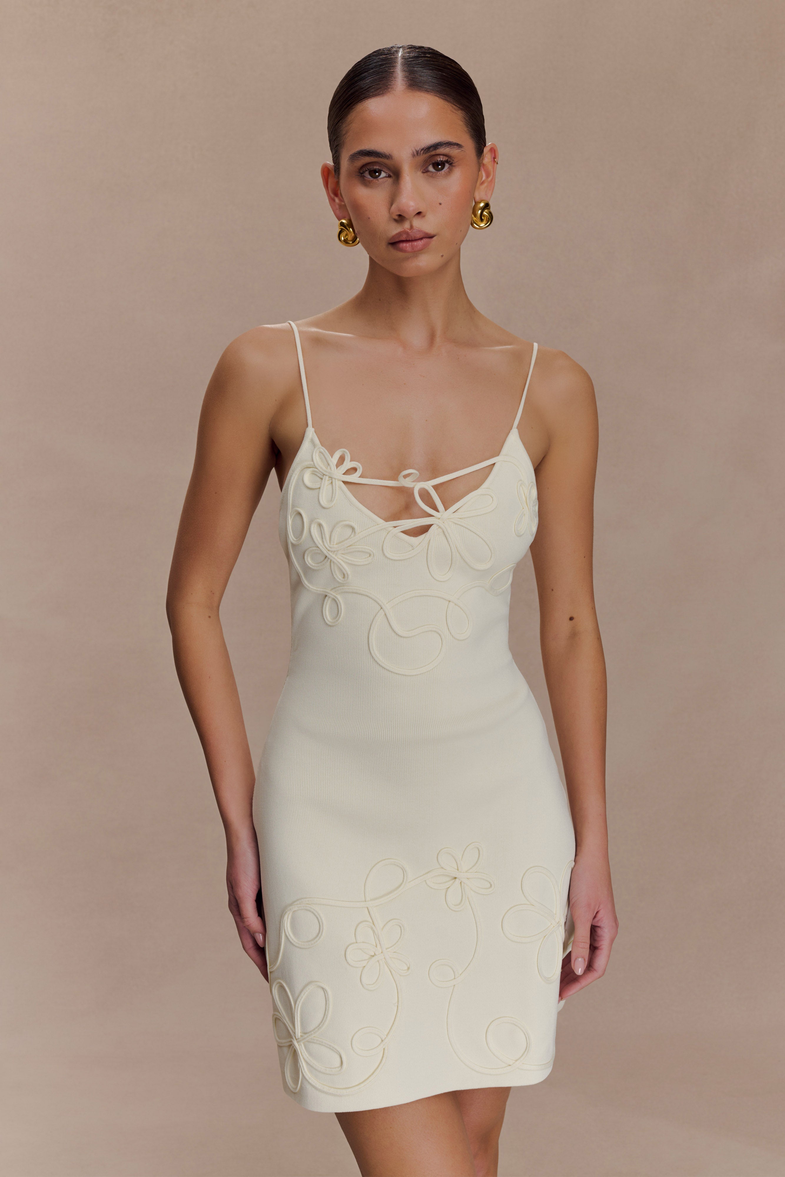 Brullo Embroidery Knit Mini Dress in Ivory – Chic&Drifts