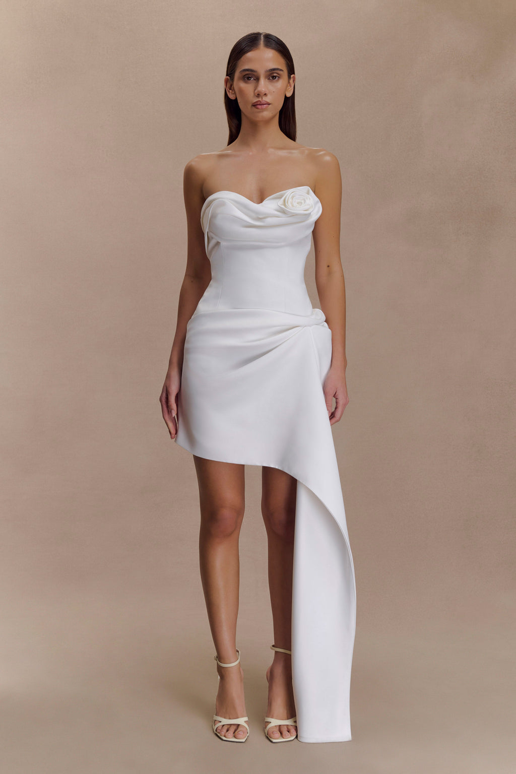 Evianna Strapless Gathered Mini Dress in White – Chic&Drifts
