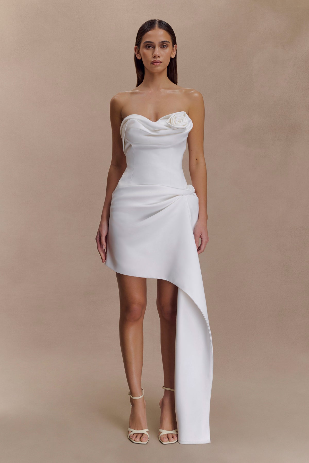 Evianna Strapless Gathered Mini Dress in White – Chic&Drifts