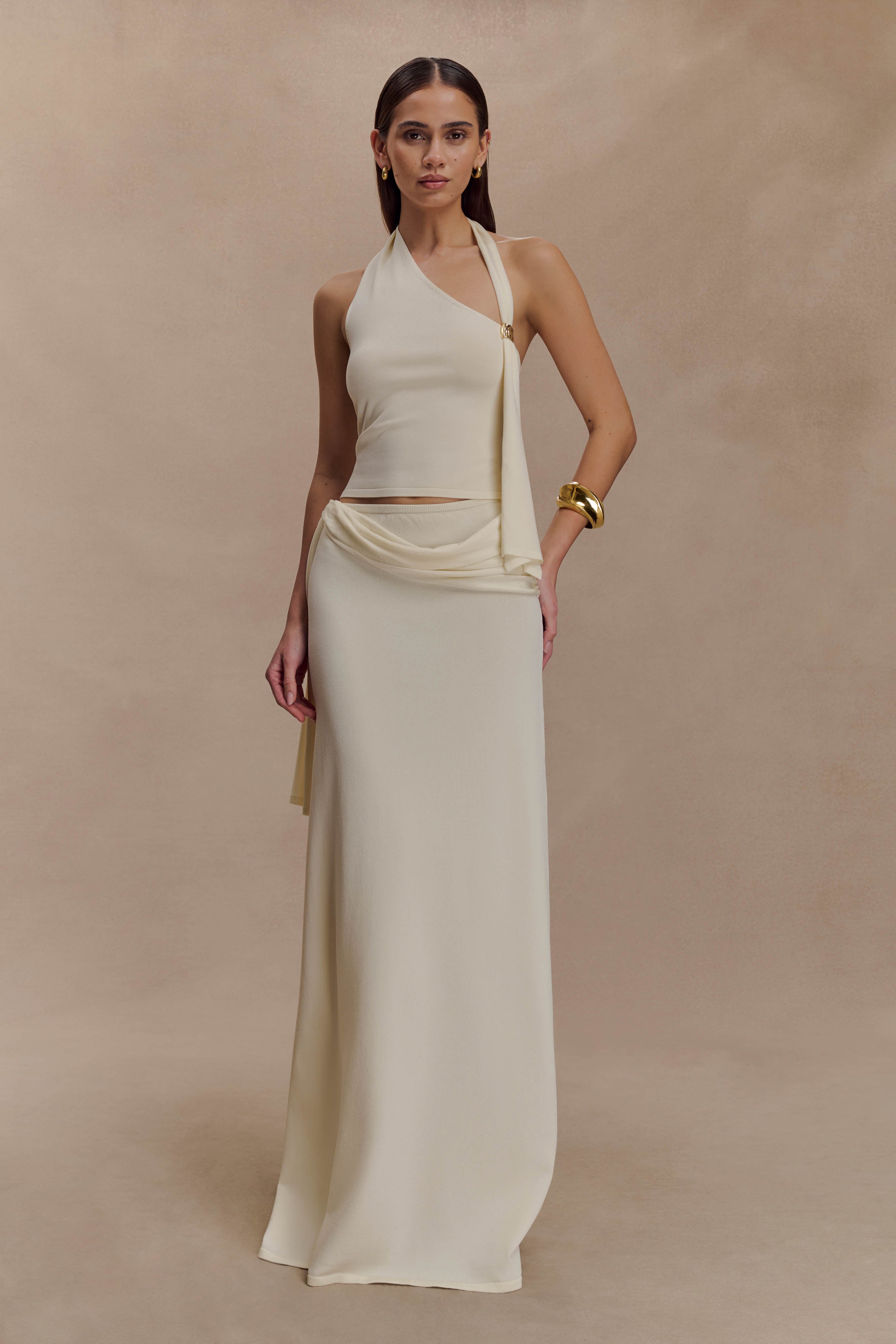 Xanthia Knit Halter Top in Ivory – Chic&Drifts