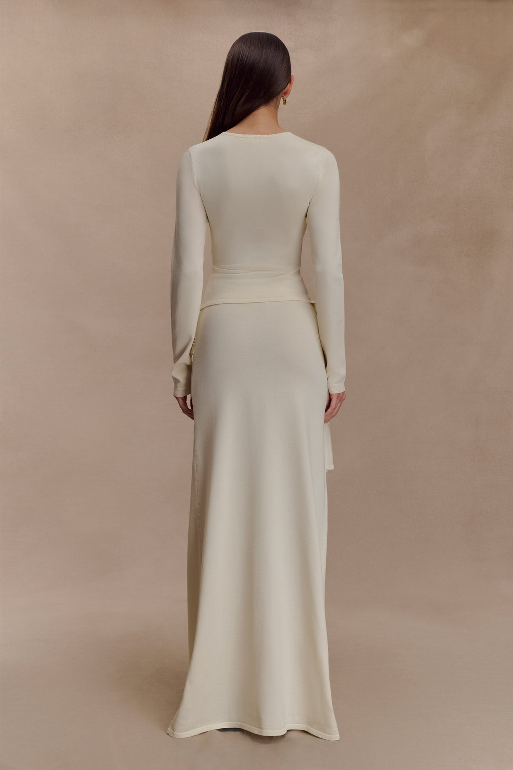 Miraby Front Ruched Knit Long Sleeve Top in Ivory – Chic&Drifts