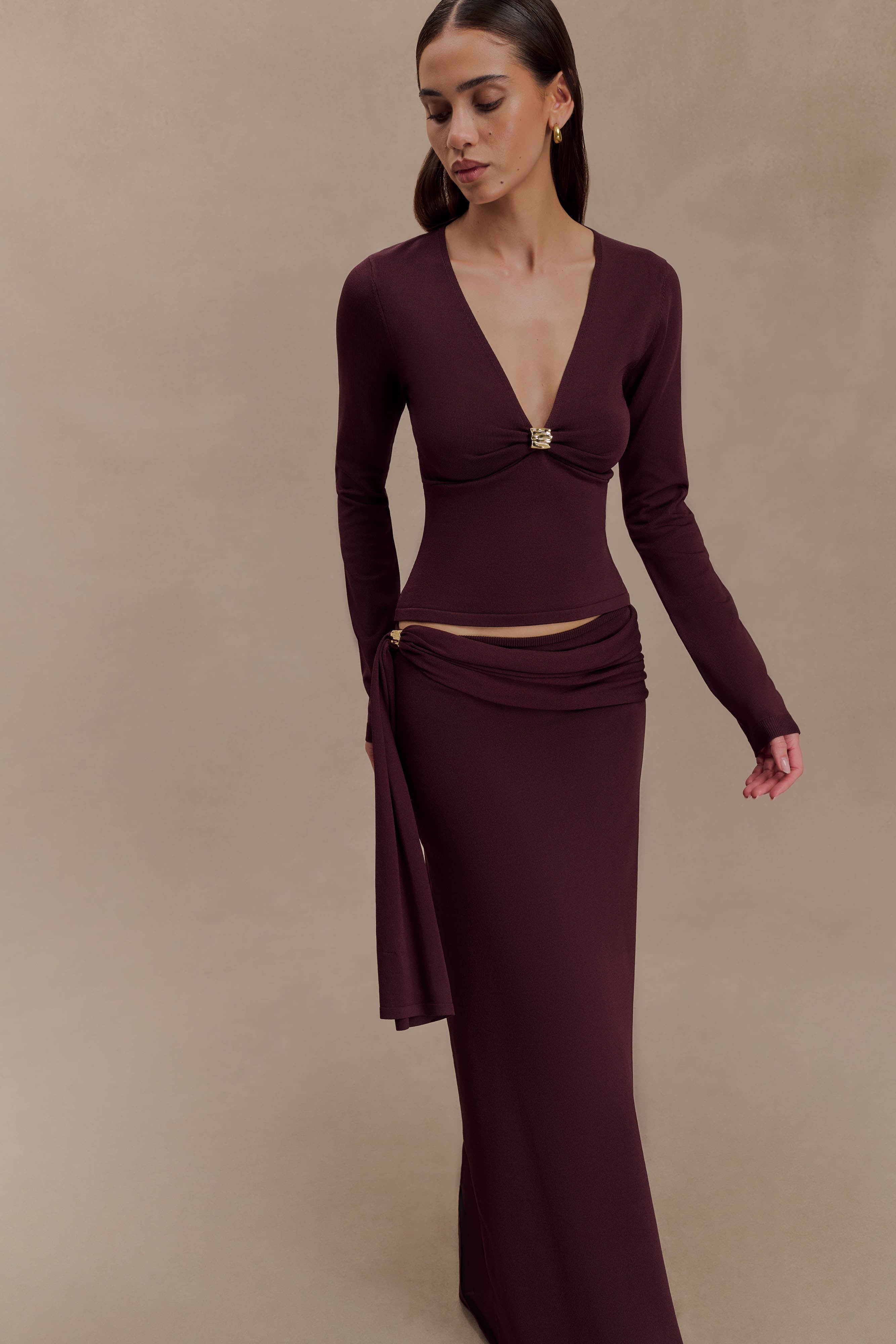 Miraby Front Ruched Knit Long Sleeve Top in Dark Chocolate – Chic&Drifts