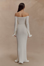 Sandrine Off Shoulder Knit Maxi Dress in White – Chic&Drifts