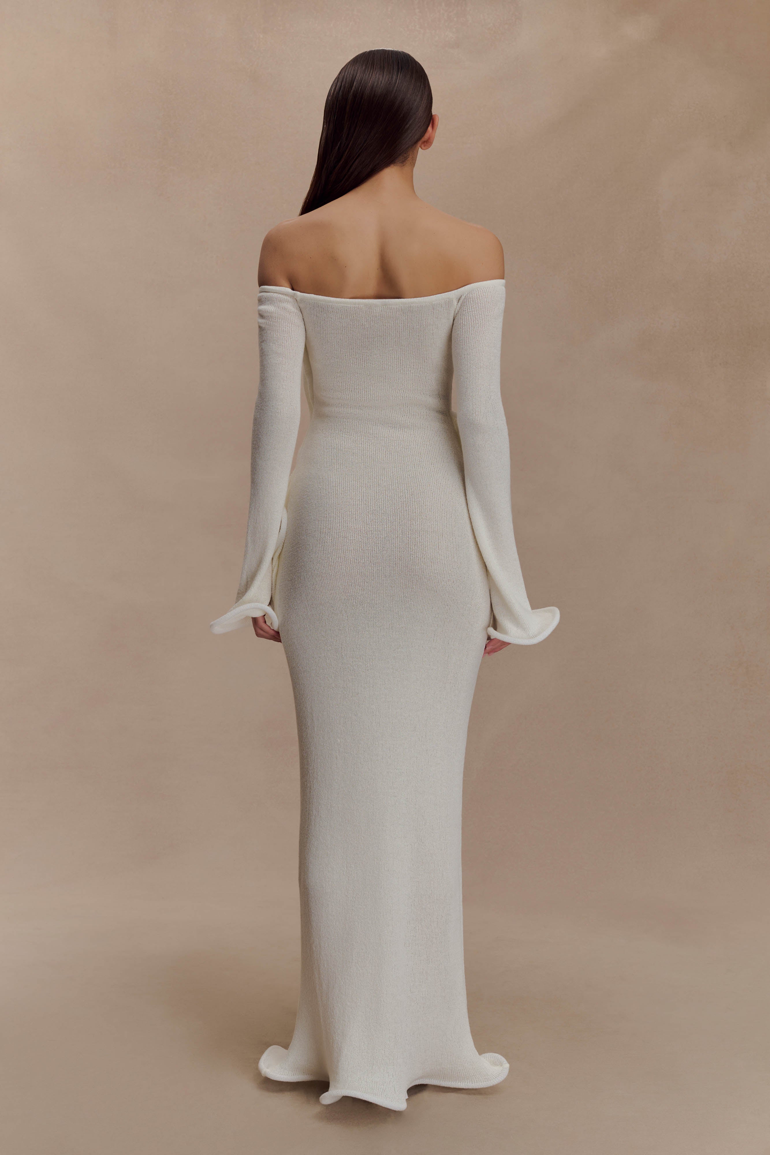Sandrine Off Shoulder Knit Maxi Dress in White – Chic&Drifts