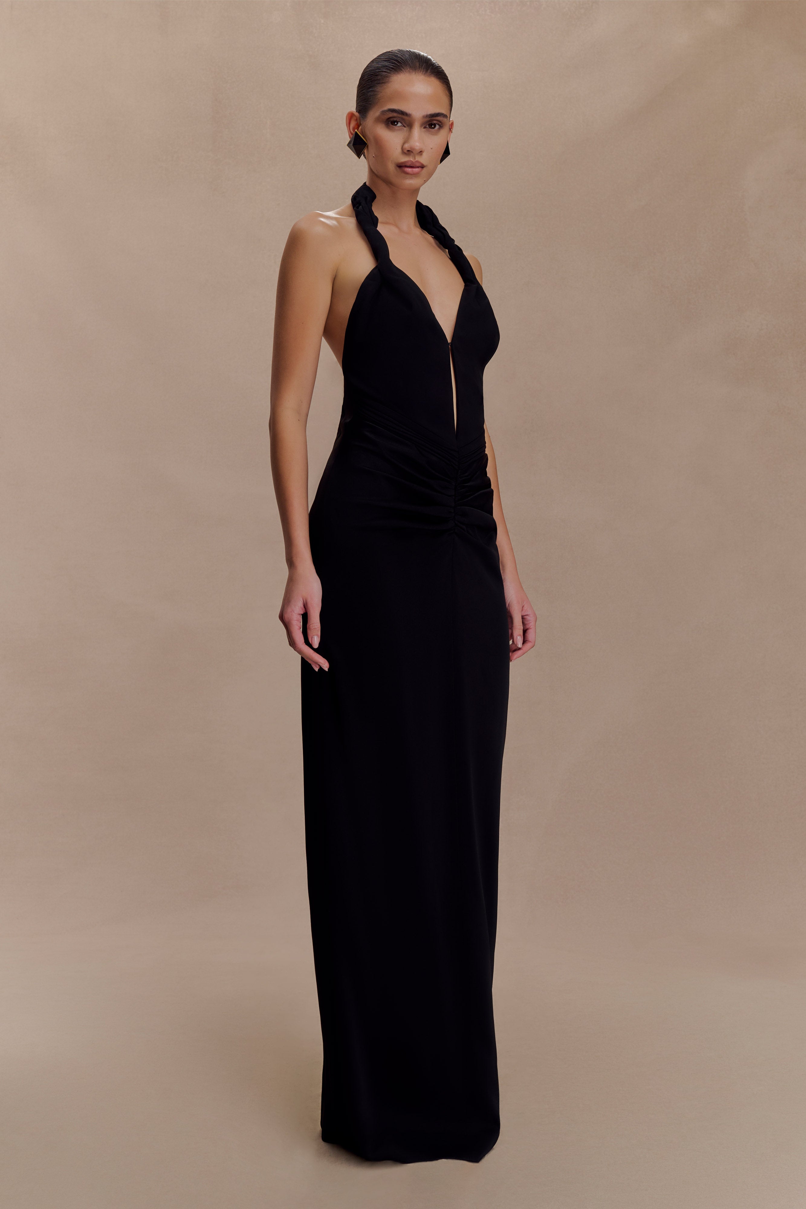 Vivianne Low Neck Maxi Dress