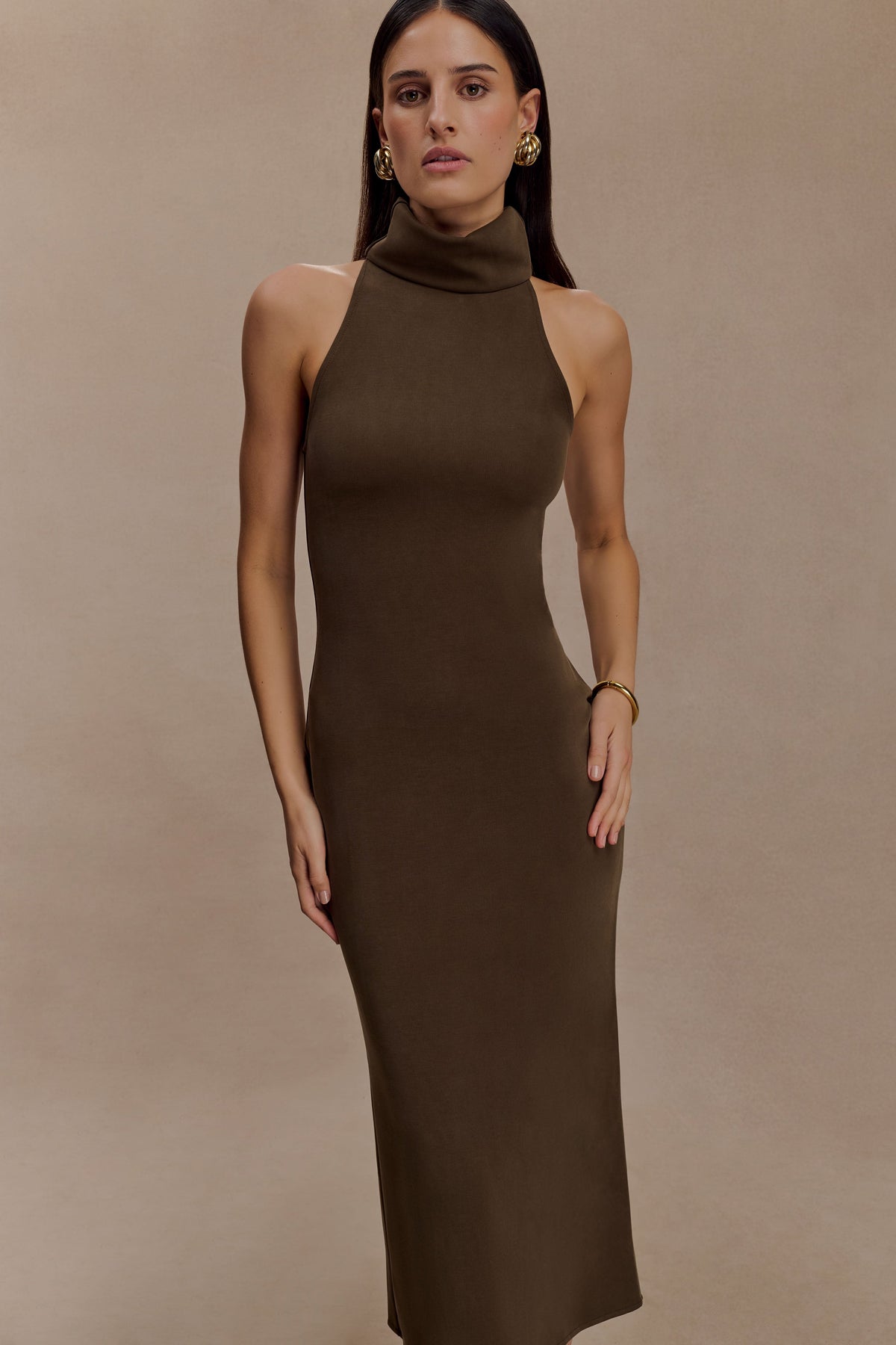Kennedy High Neck Midi Dress in Chocolate – Chic&Drifts