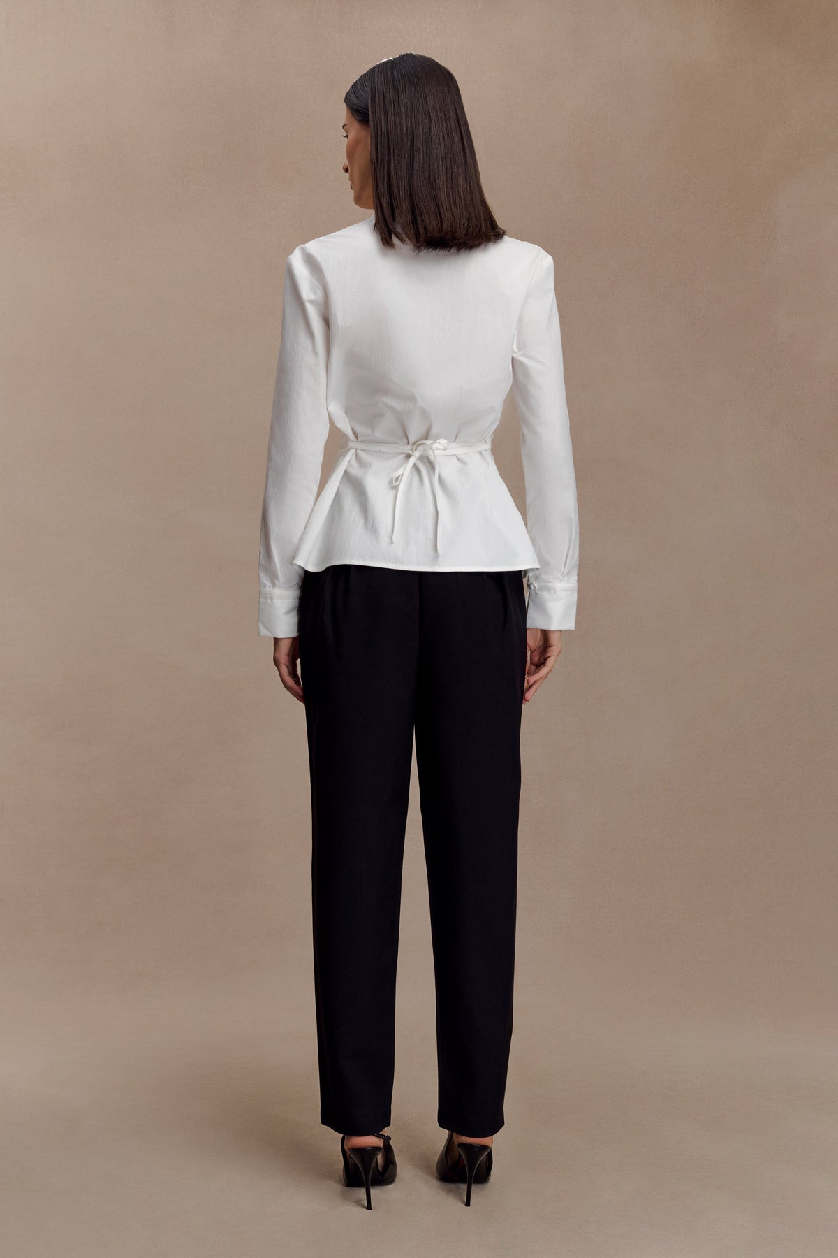 Millie Tie Back Cotton Shirt in Beige Pinstripe – Chic&Drifts