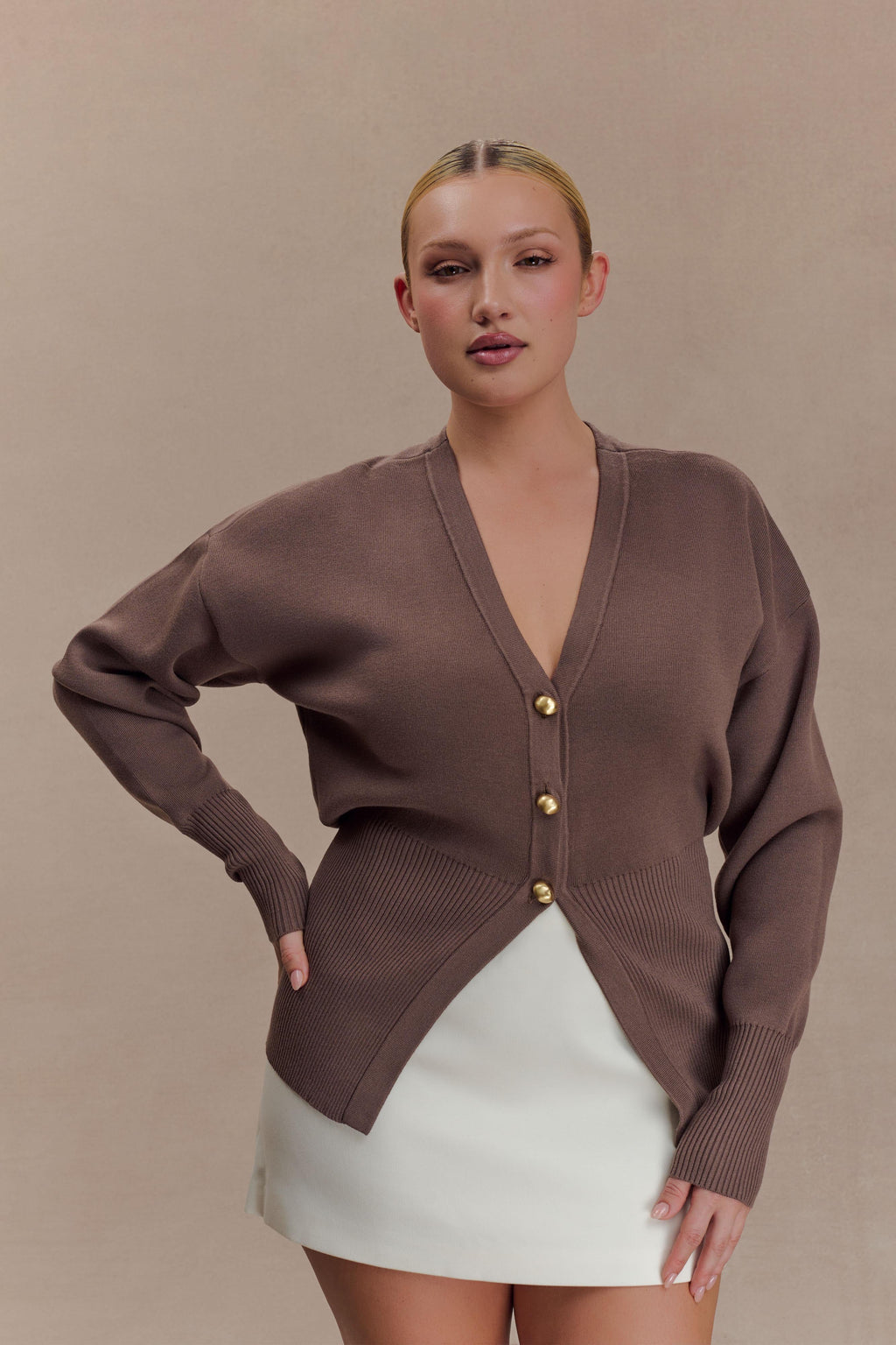 Amanda Statement Button Knit Cardigan in Cacao Brown – Chic&Drifts