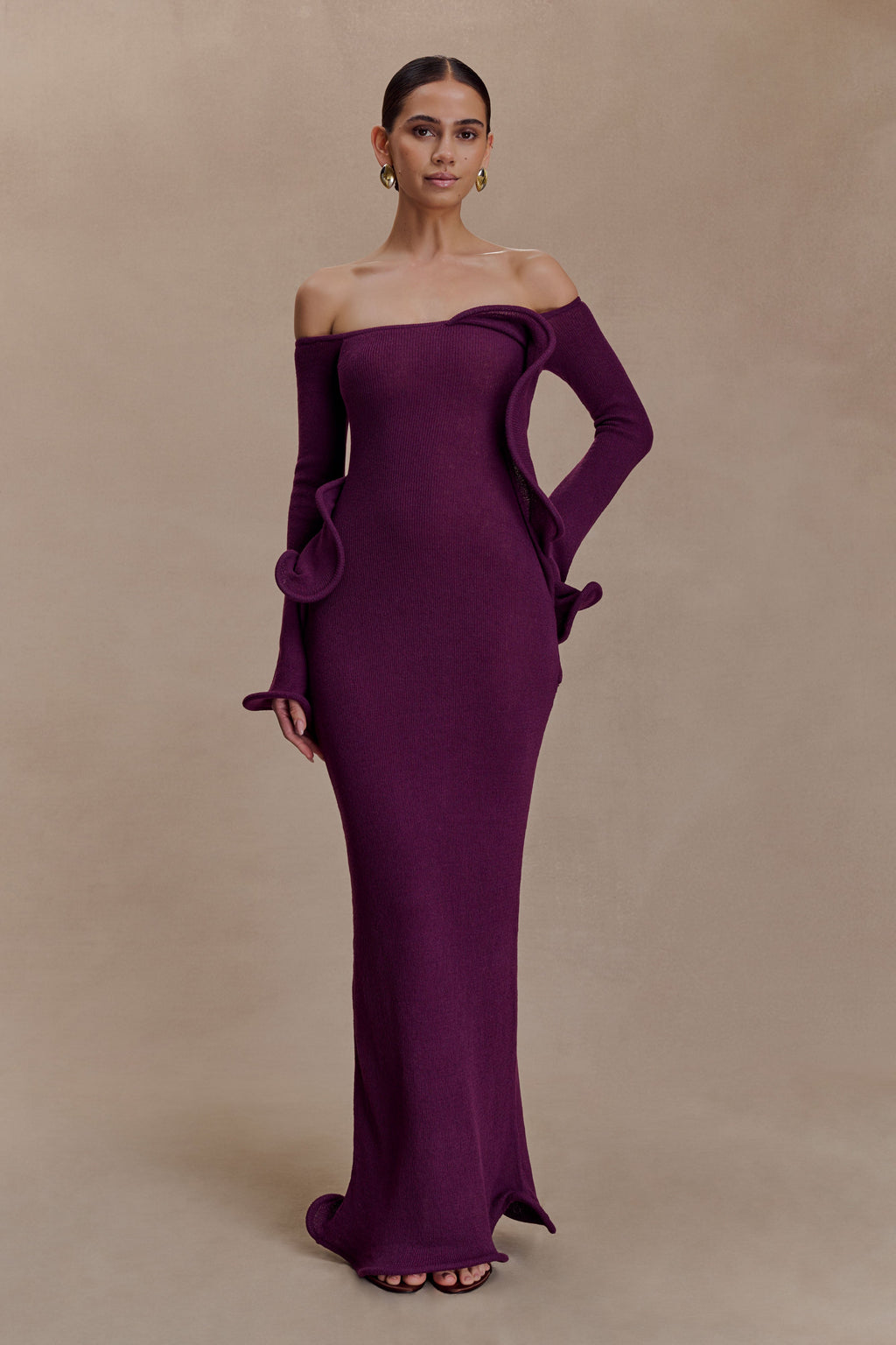 Sandrine Off Shoulder Knit Maxi Dress in Plum – Chic&Drifts