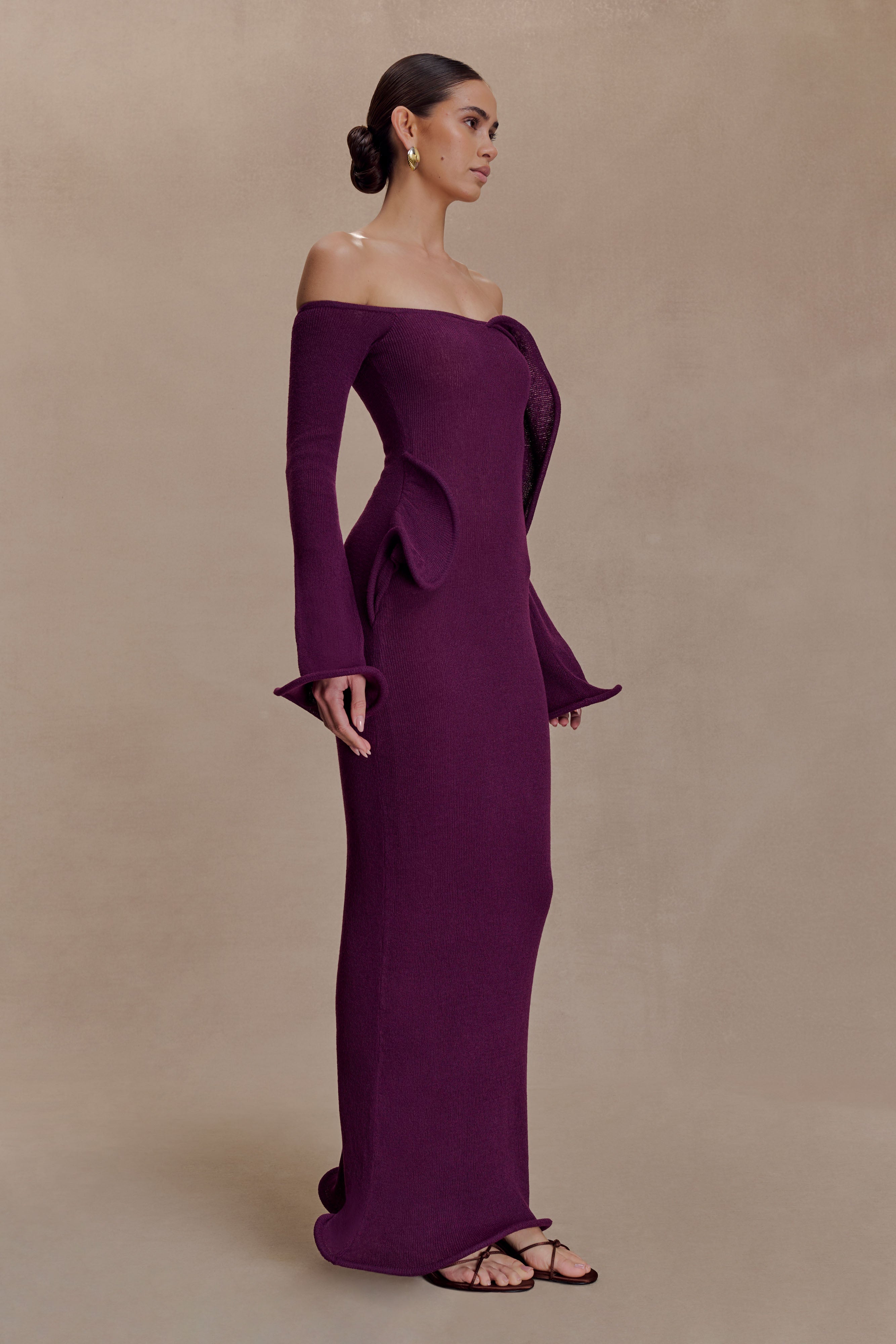 Sandrine Off Shoulder Knit Maxi Dress in Plum – Chic&Drifts