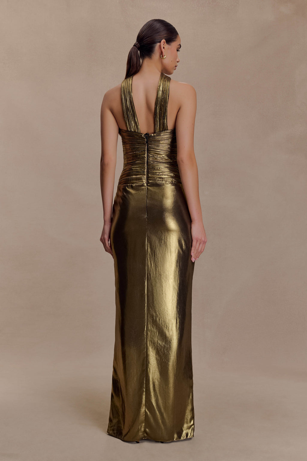 Clemence Plisse Maxi Dress in Gold – Chic&Drifts
