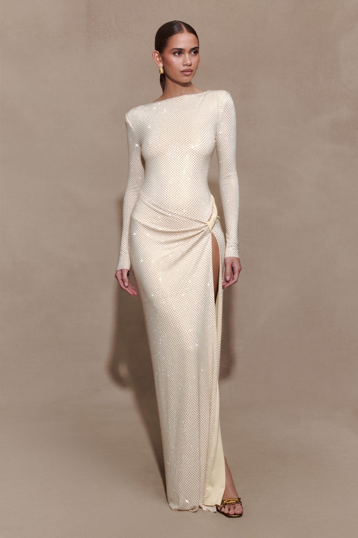 Deanna Long Sleeve Diamante Maxi Dress in Gold – Chic&Drifts