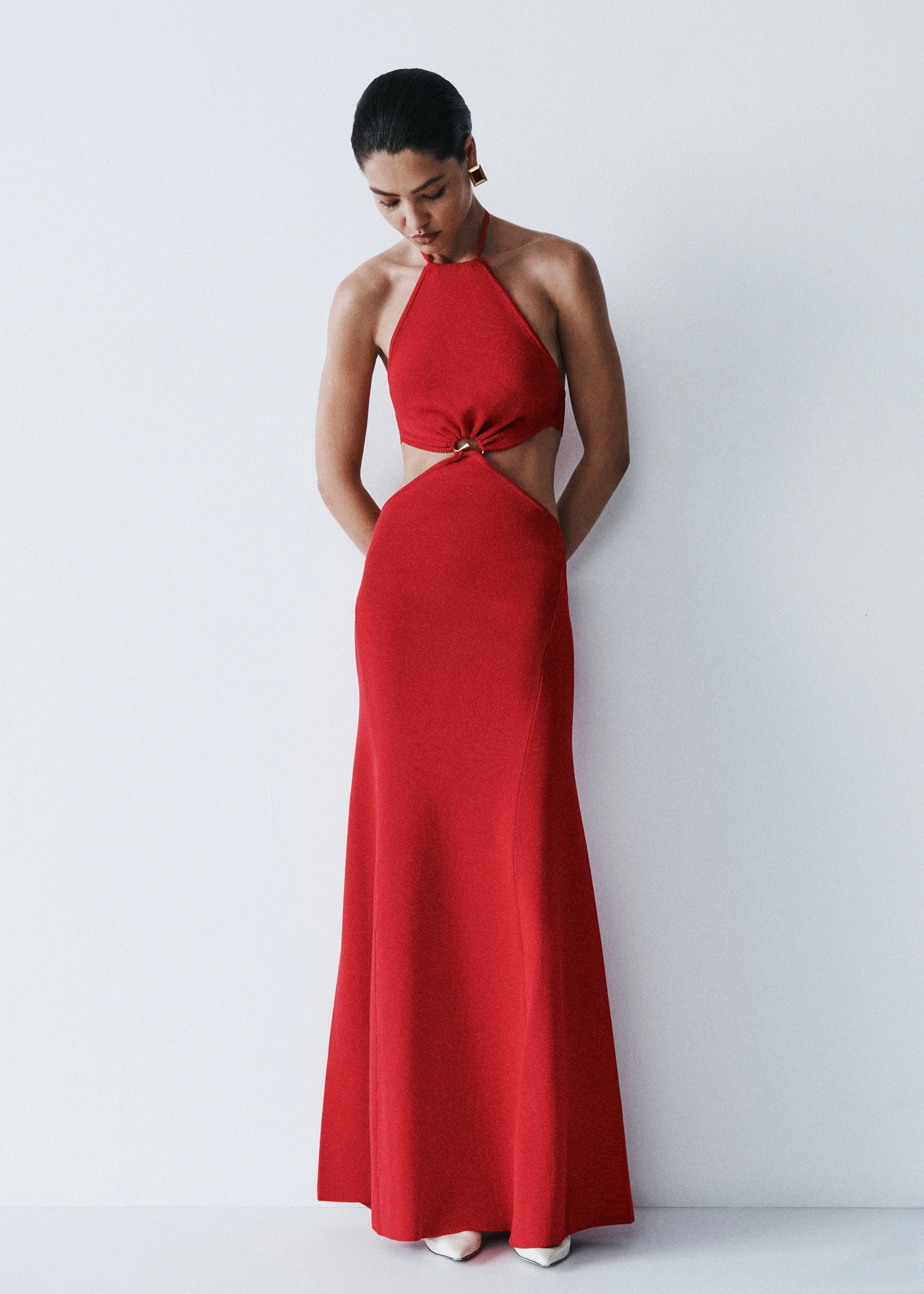 Marlowe Halter Knit Maxi Dress in Red – Chic&Drifts
