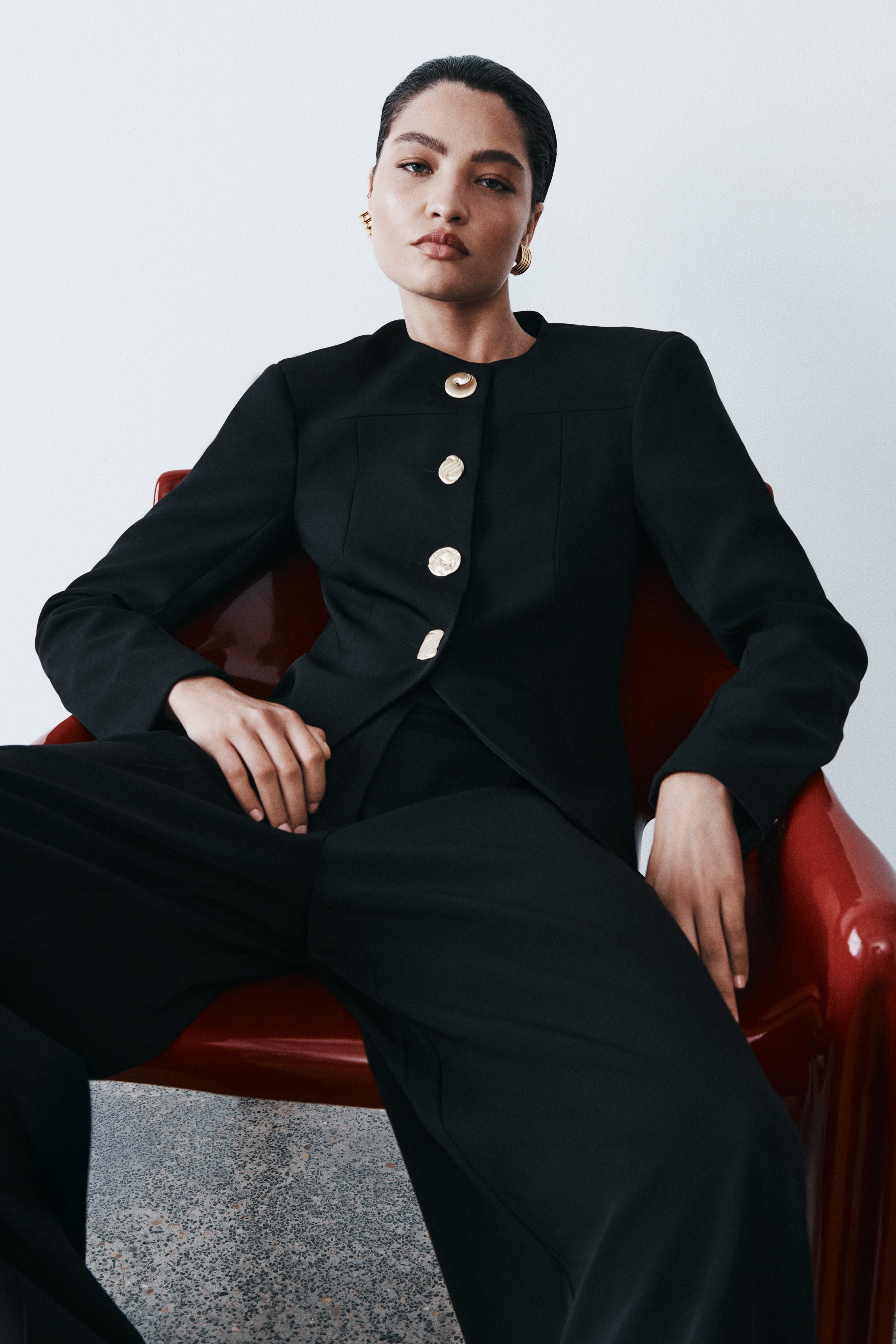 Asia Mixed Button Blazer in Black – Chic&Drifts