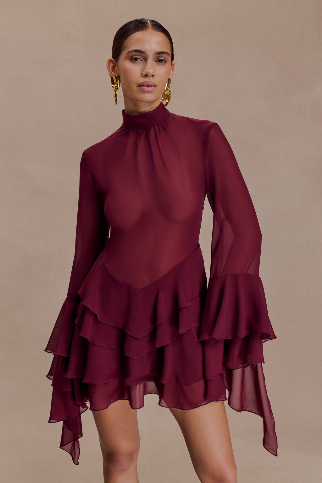 Nimah Chiffon Ruffle Mini Dress in Wine – Chic&Drifts
