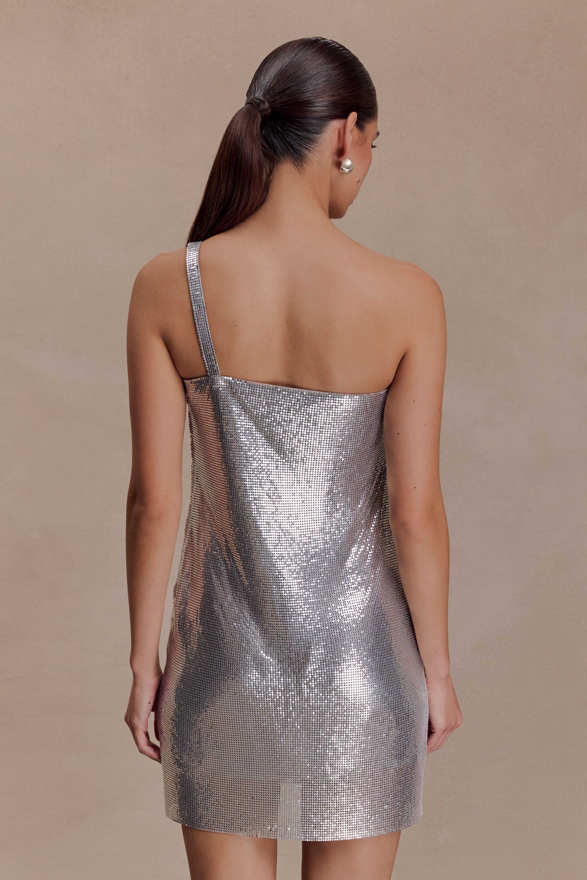 Lyle One Shoulder Glow Mesh Mini Dress in Silver – Chic&Drifts