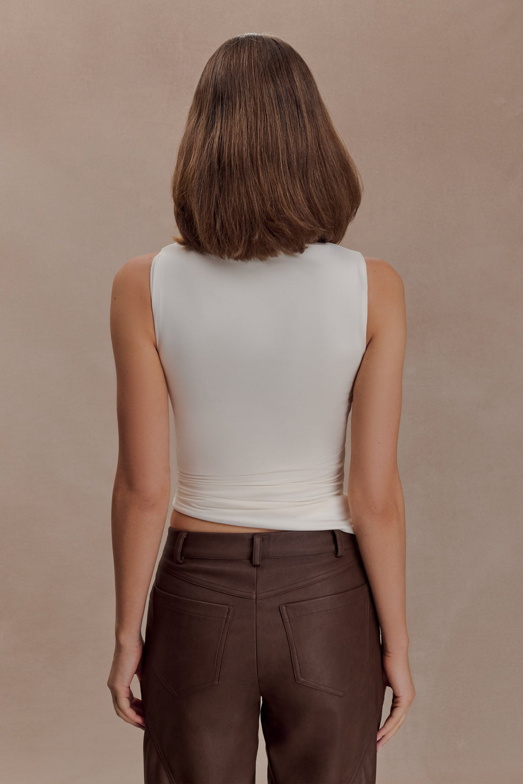 Amia Slinky Sleeveless Top With Hardware in Ivory – Chic&Drifts