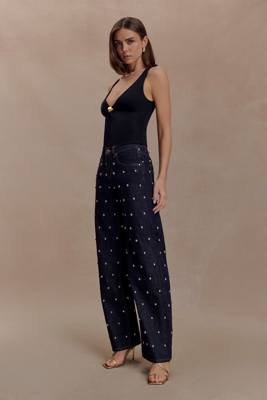 Spencer Slinky Top with Hardware in Black – Chic&Drifts