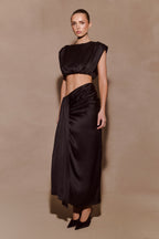 Zendaya Silk Crop Top in Black – Chic&Drifts