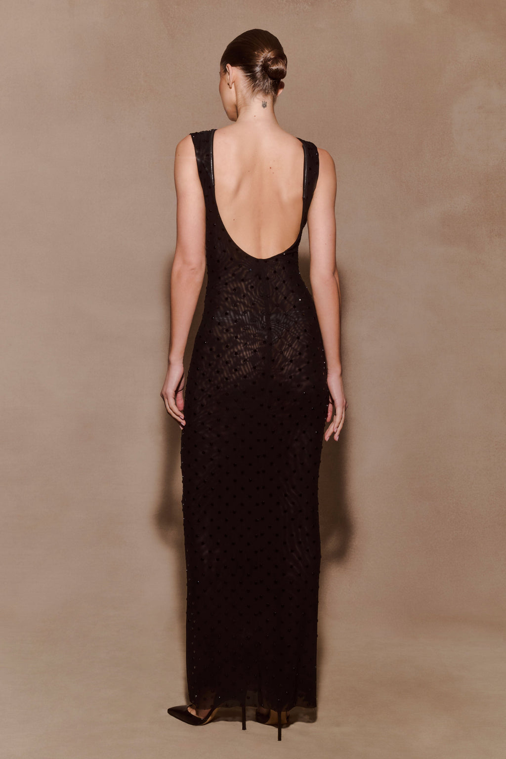 Samara Sleeveless Diamante Maxi Dress in Black – Chic&Drifts