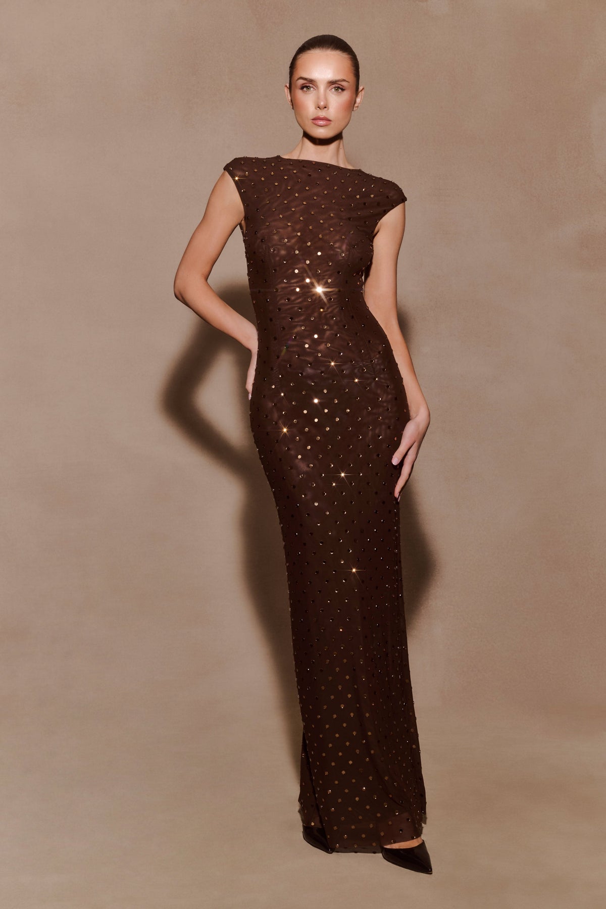 Samara Sleeveless Diamante Maxi Dress in Black – Chic&Drifts