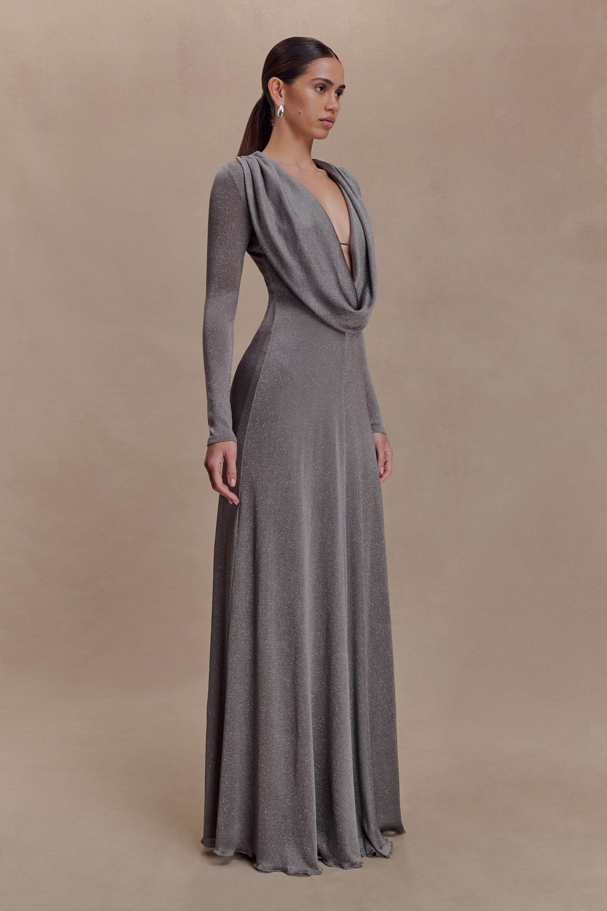Scarlet Lurex Cowl Maxi Dress in Silver – Chic&Drifts