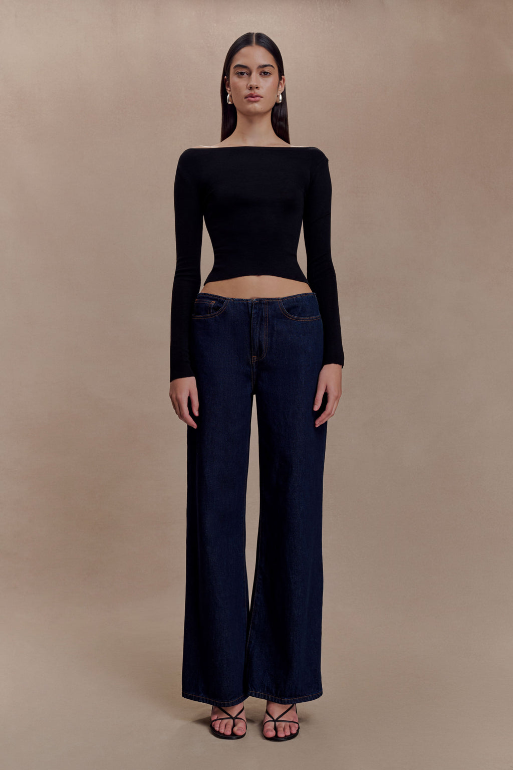 Paedyn Merino Wool Ribbed Long Sleeve Top in Black – Chic&Drifts