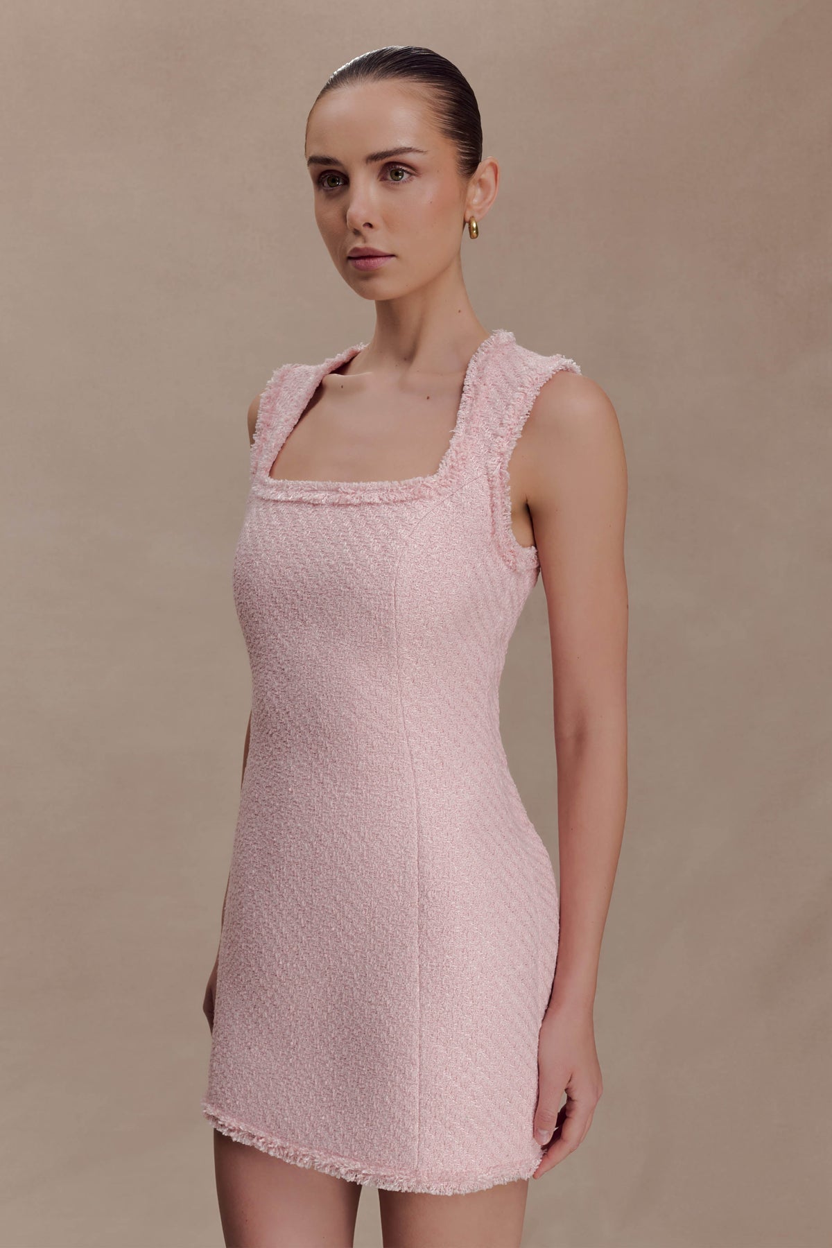 Lea Tweed Sleeveless Mini Dress in Baby Pink – Chic&Drifts