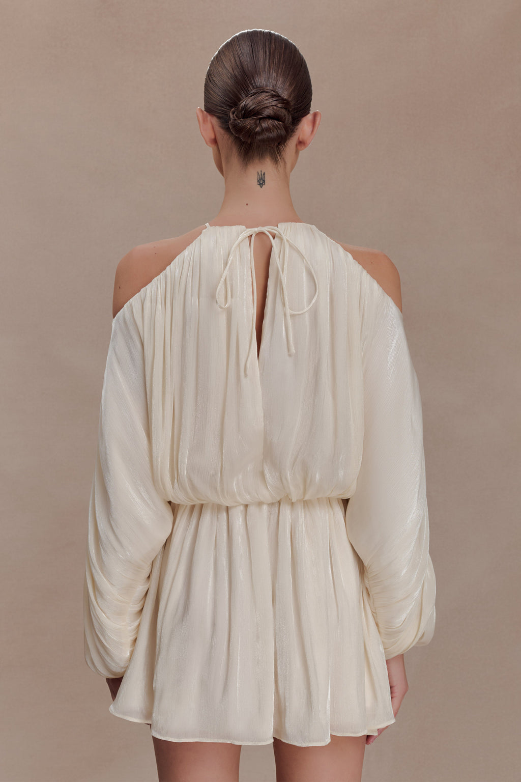 Minna Halter Mini Dress in Opal White – Chic&Drifts
