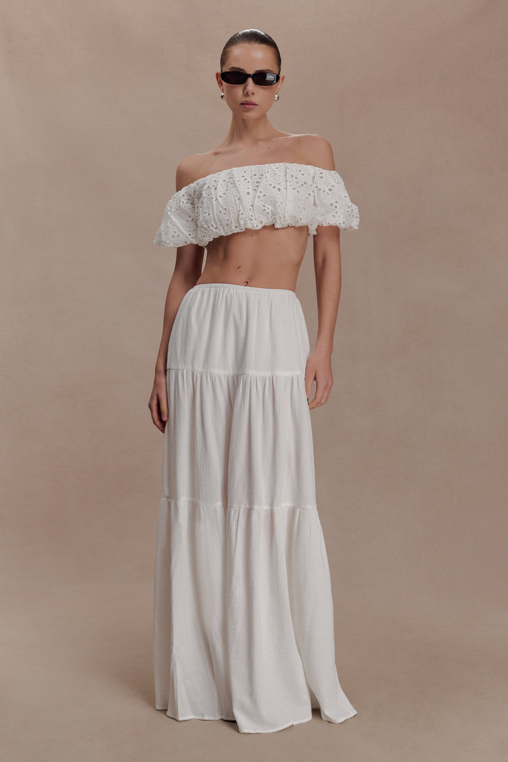 Autumn Off Shoulder Broderie Top in White – Chic&Drifts