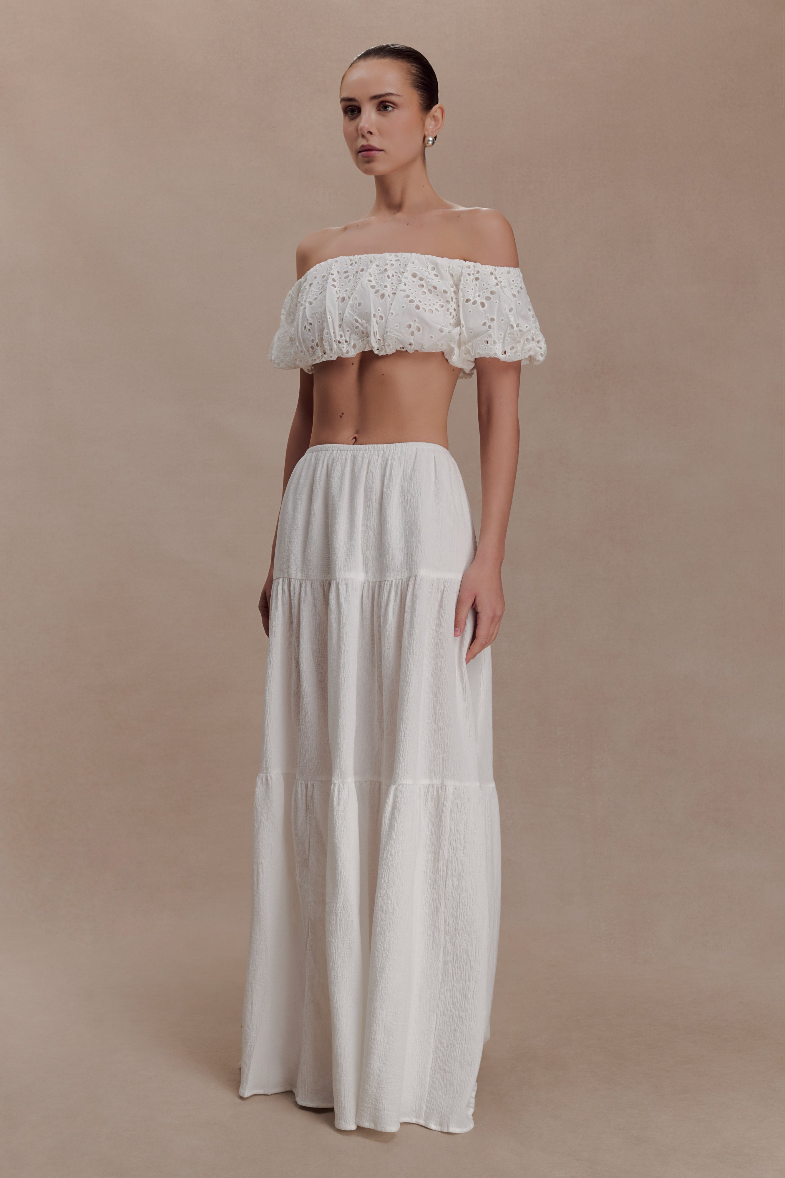 Autumn Off Shoulder Broderie Top in White – Chic&Drifts
