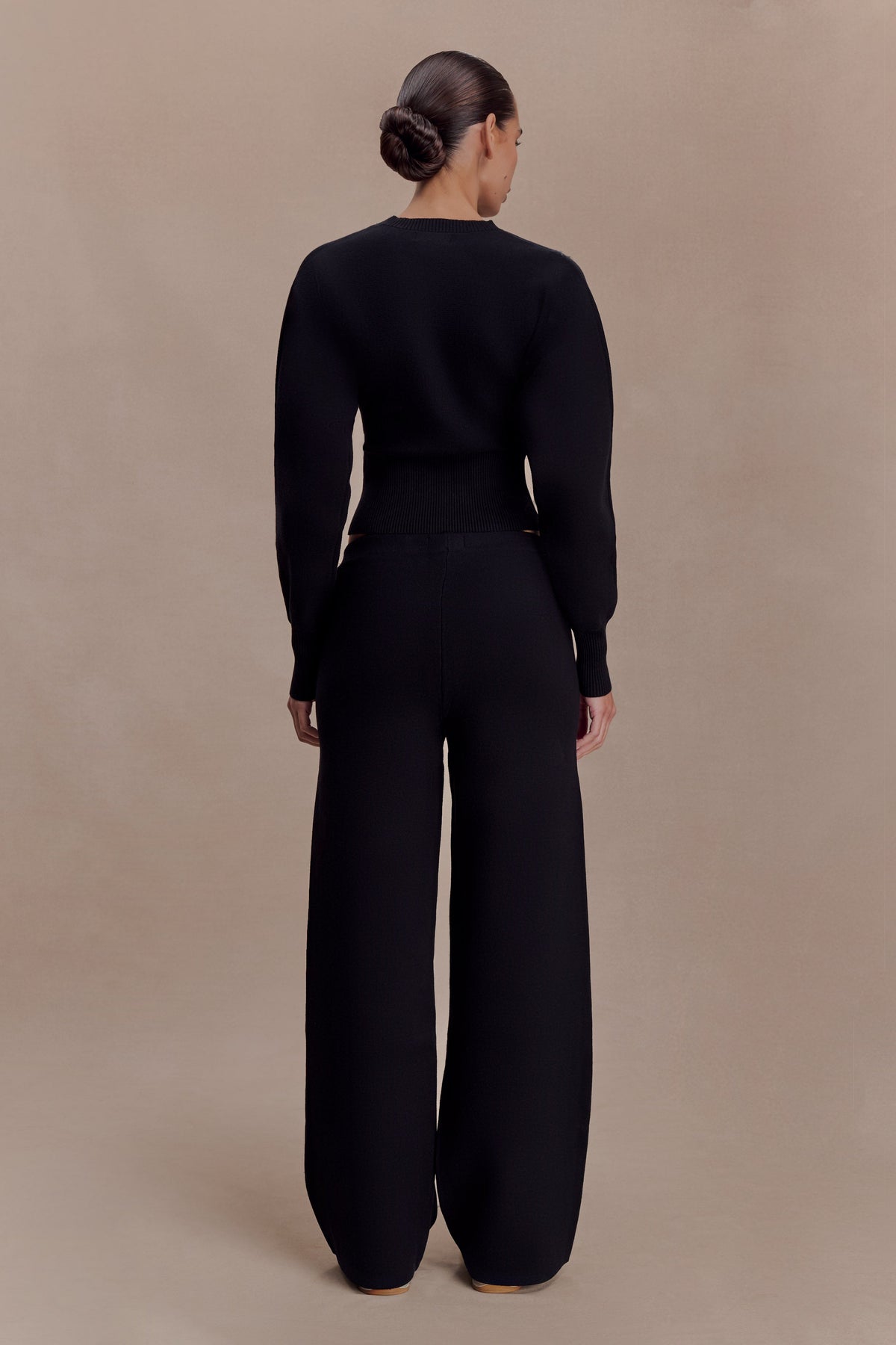 Kerrymae Straight Leg Knit Trousers in Black – Chic&Drifts