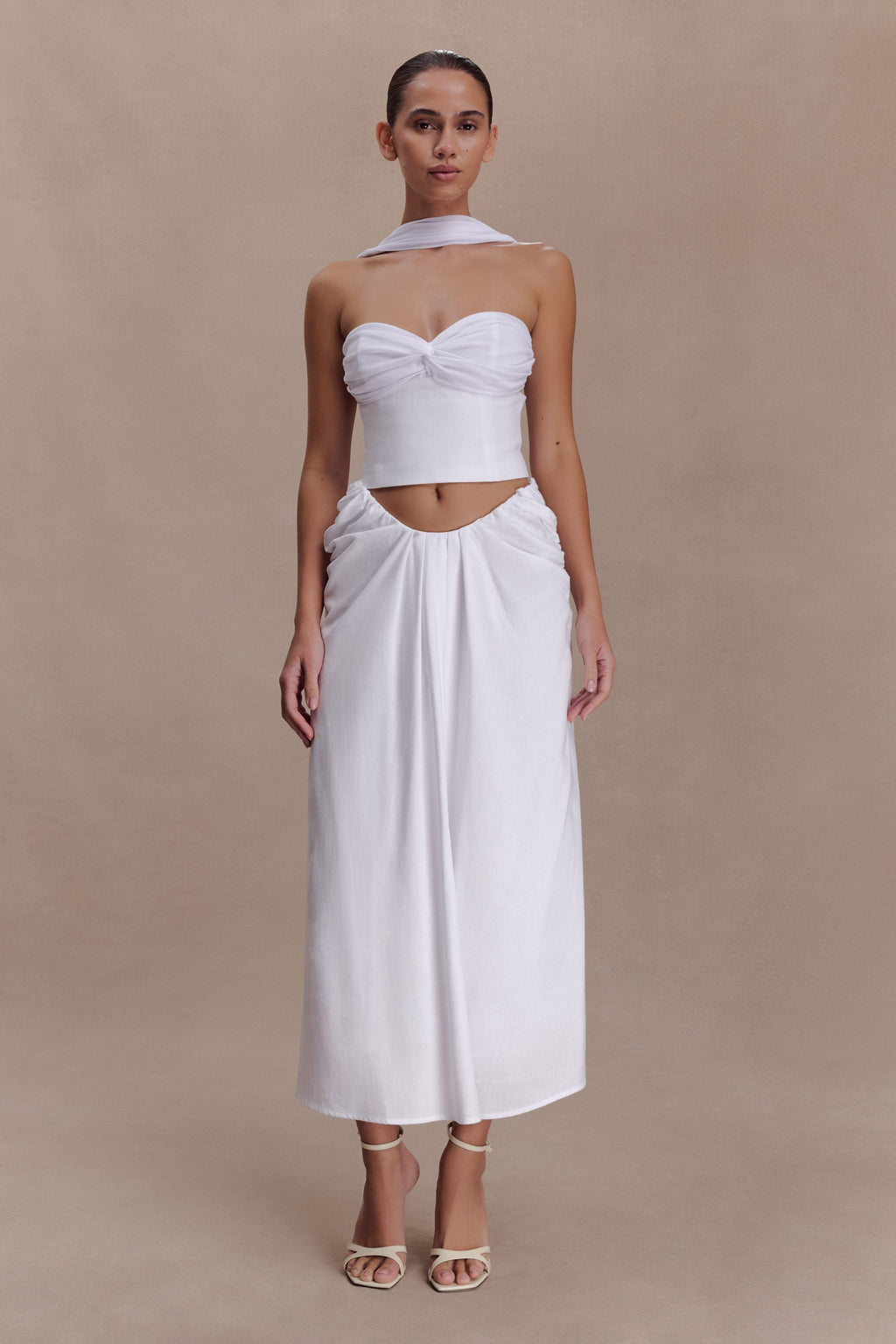 Talia Chiffon And Linen Halter Top in White – Chic&Drifts