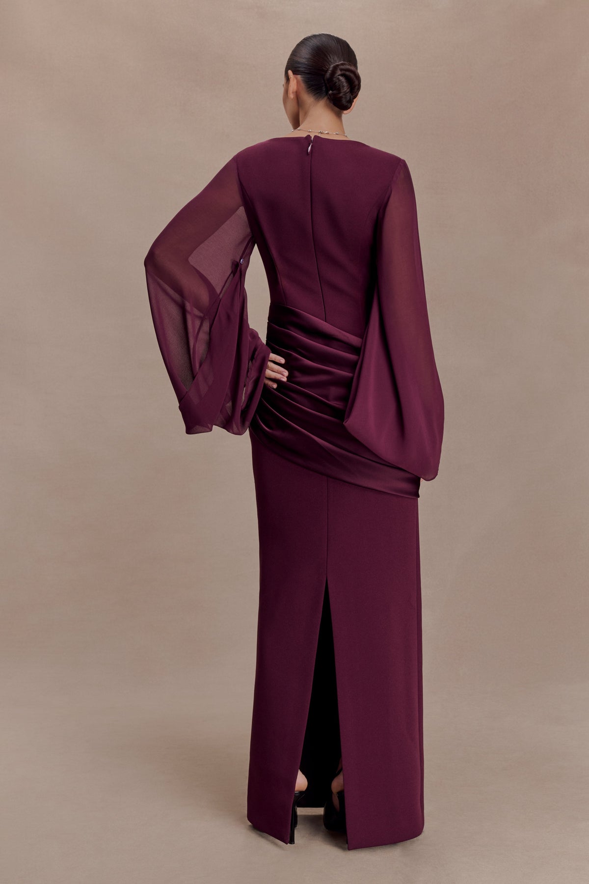 Samantha Waterfall Sleeves Maxi Dress in Wine – Chic&Drifts